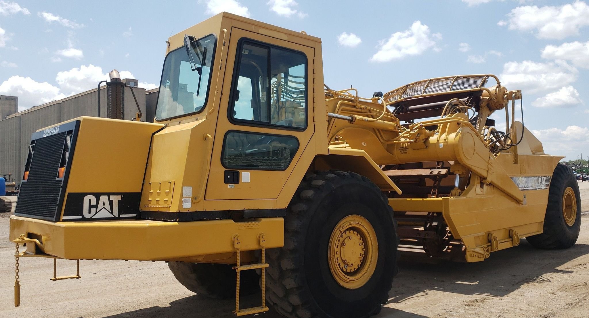 gallery 2006 Caterpillar 615C elevating scraper