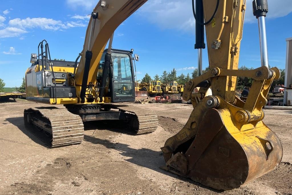 gallery 2013 Caterpillar 324EL Excavator