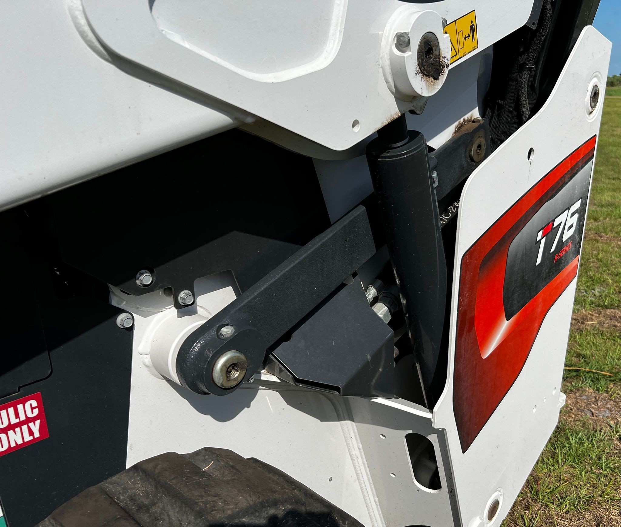 gallery 2022 Bobcat T76 tracked skid steer loader