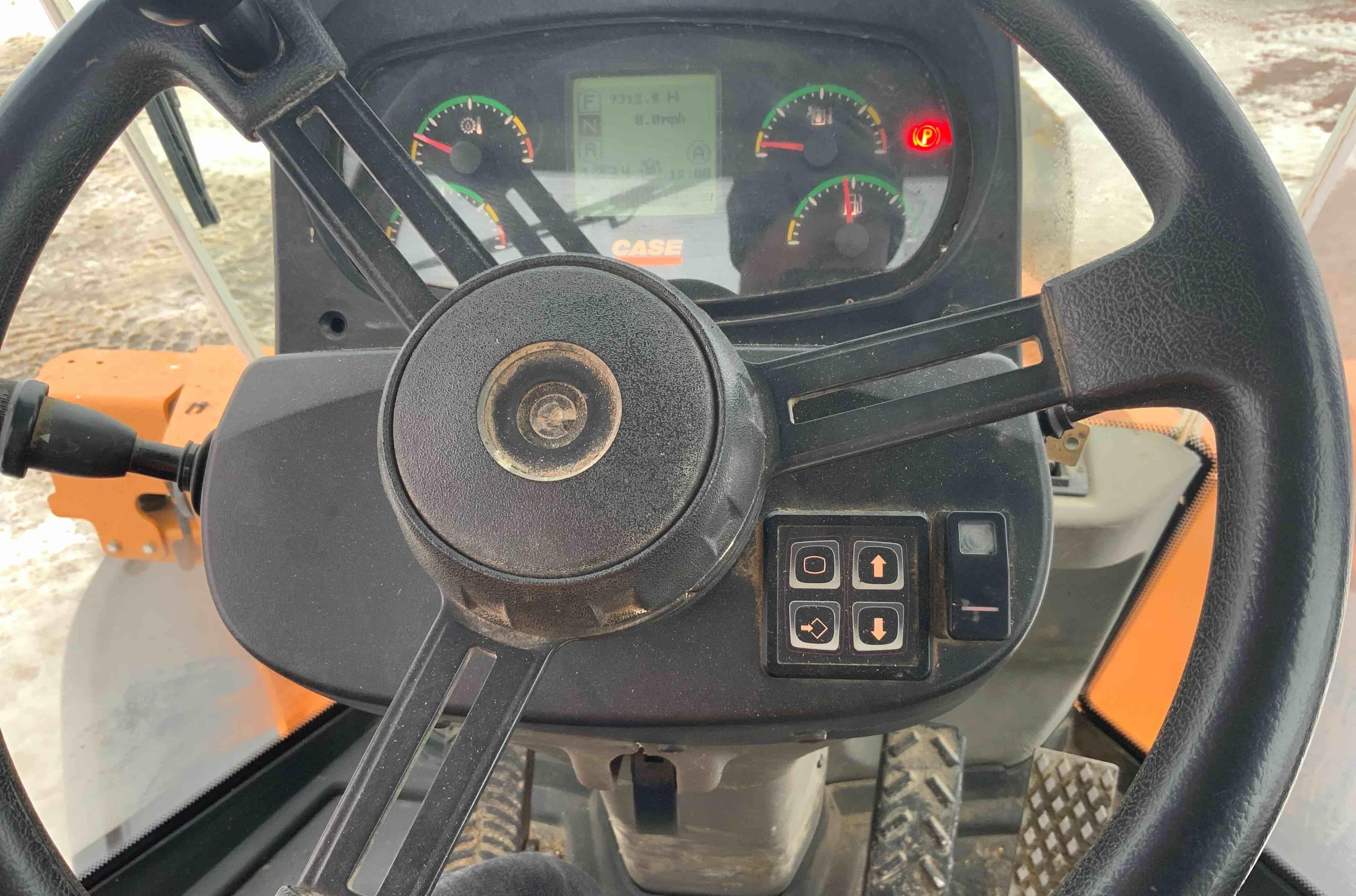 gallery 2012 Case 621F Wheel Loader