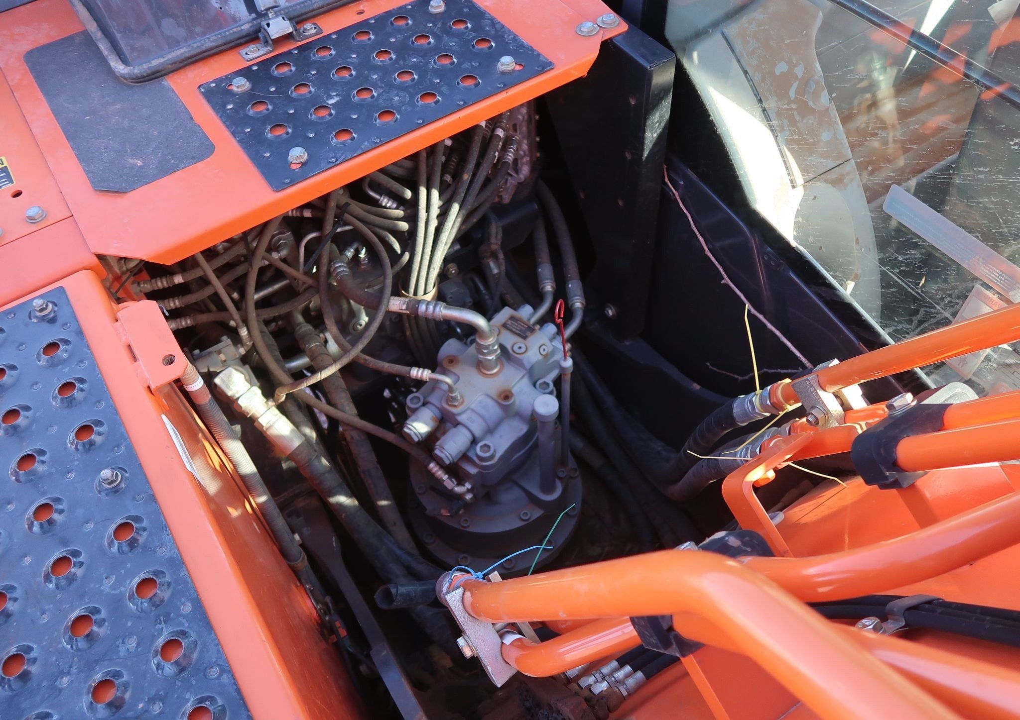 gallery 2016 Hitachi ZAXIS ZX160LC-6N