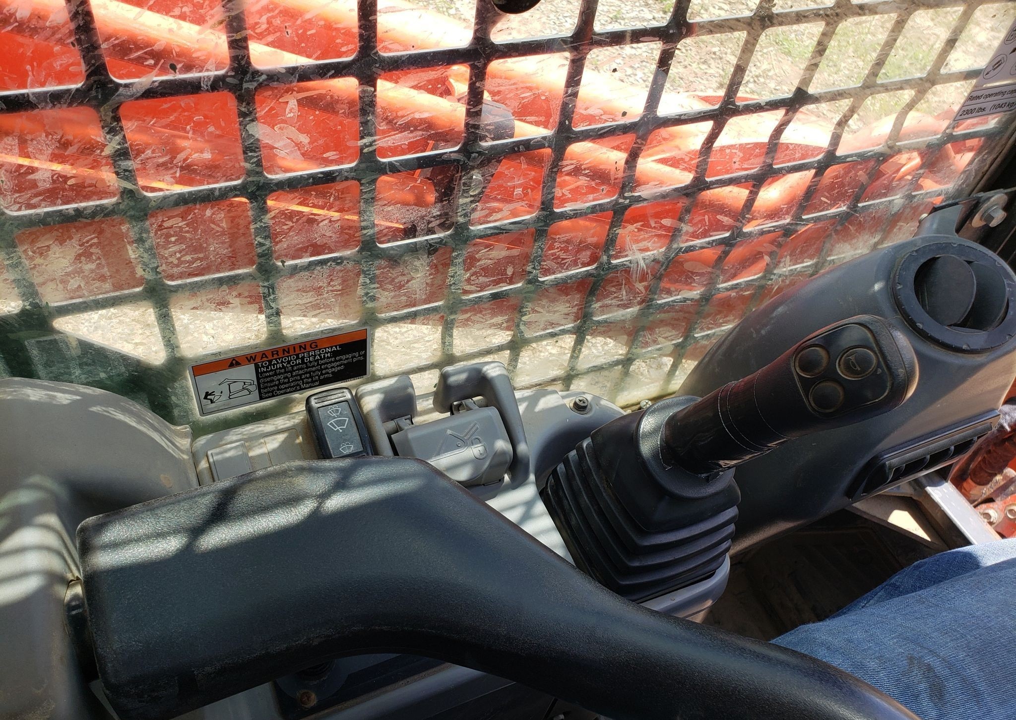 gallery 2013 Kubota SVL75 skid steer 2