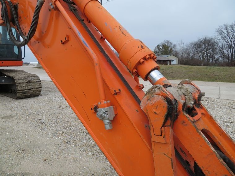 gallery 2014 Doosan DX225LC-3 excavator