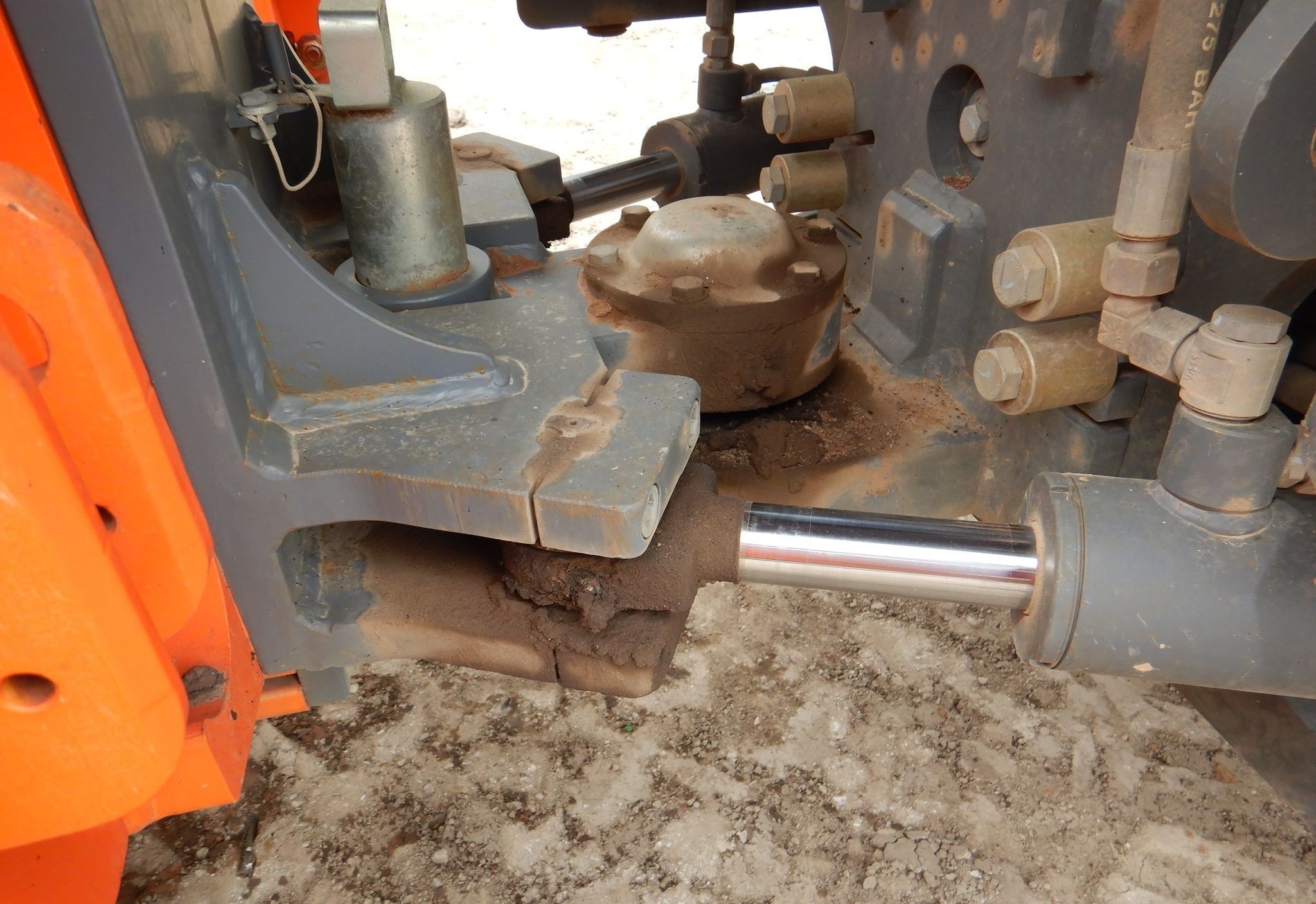 gallery 2016 Hamm H11I vibratory roller