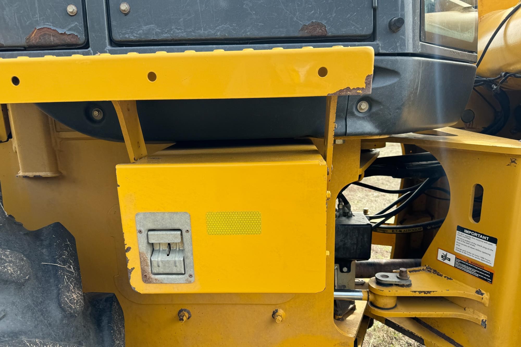 gallery 2013 John Deere 524K High Lift Wheel Loader,