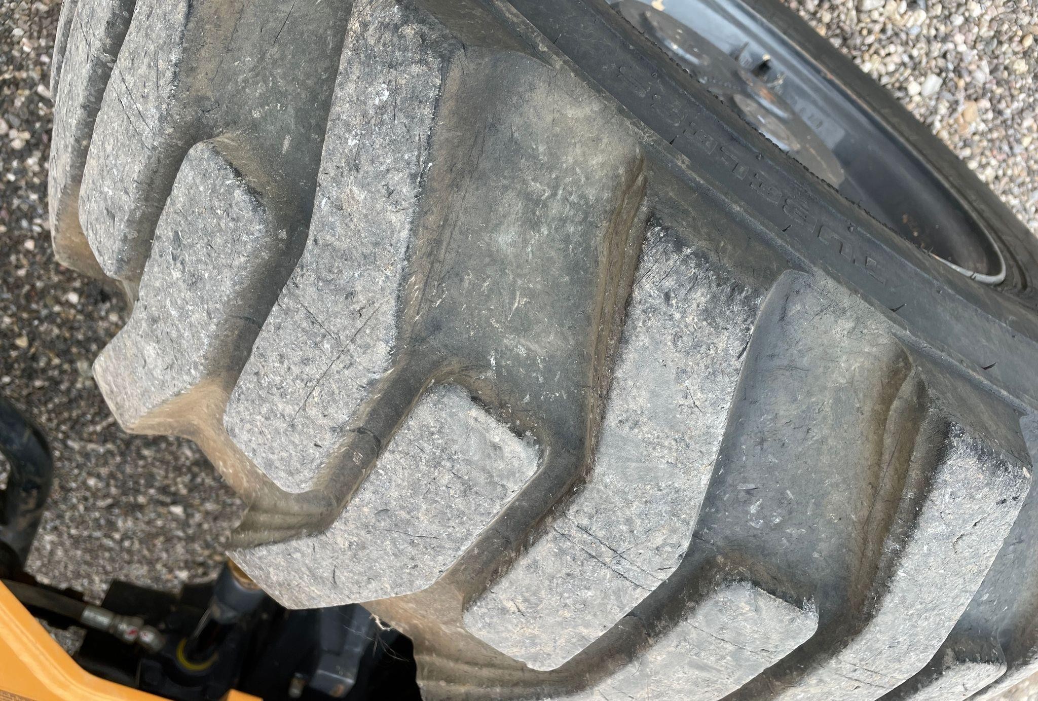 gallery 2018 Case 580N EP  backhoe