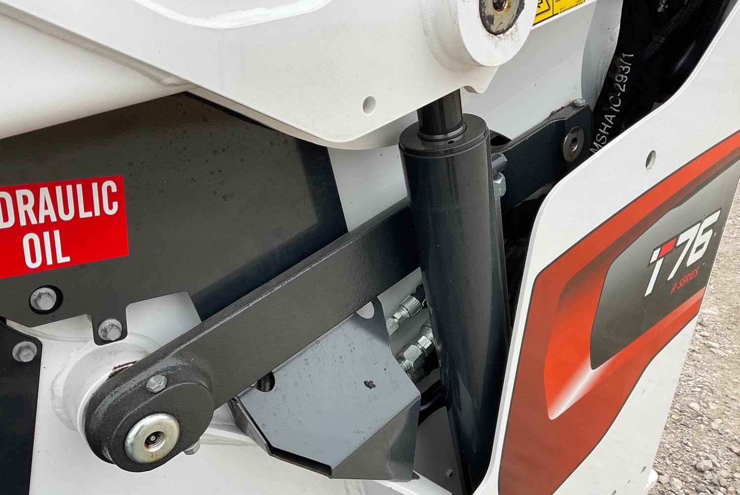 gallery 2021 Bobcat T76 R-Series Compact Track Loader