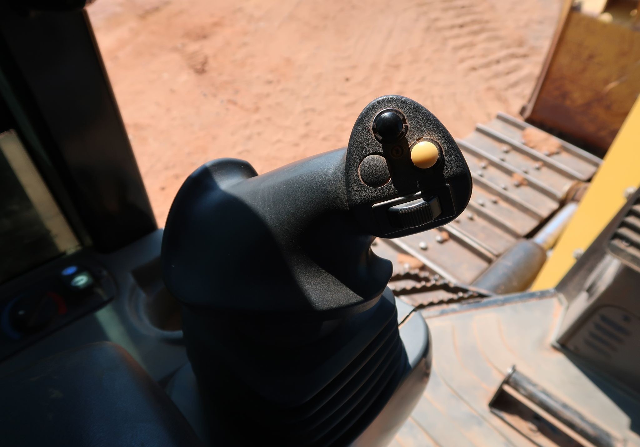 gallery 2014 Caterpillar D6K2 XL dozer