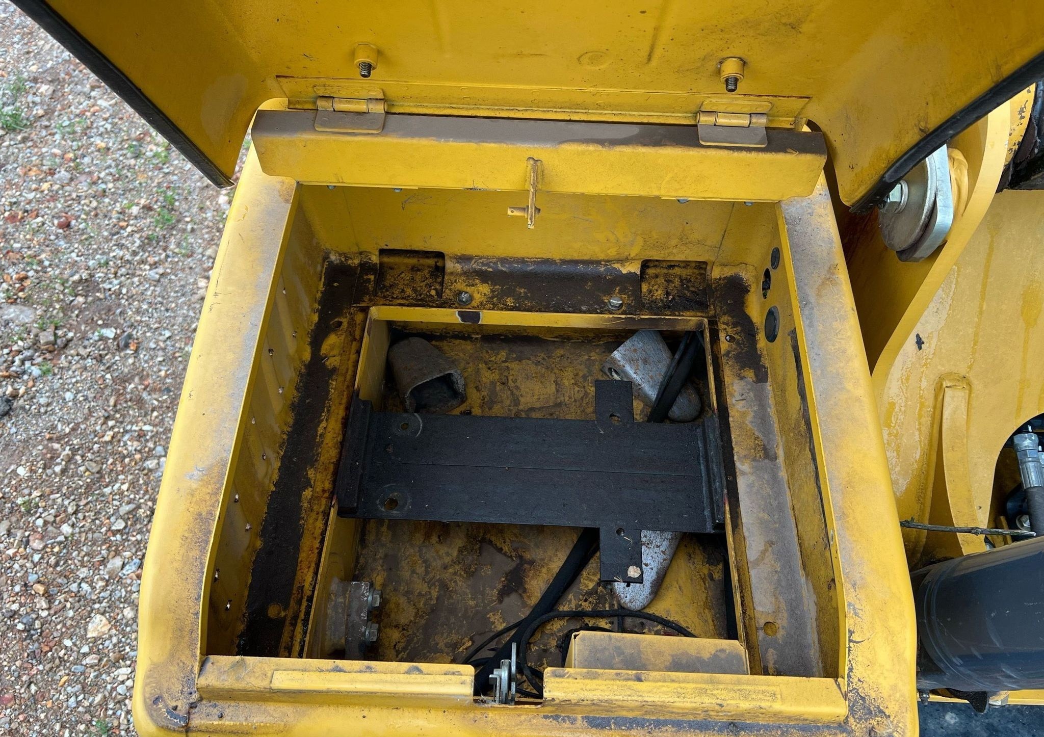 gallery 2014 John Deere 130G excavator