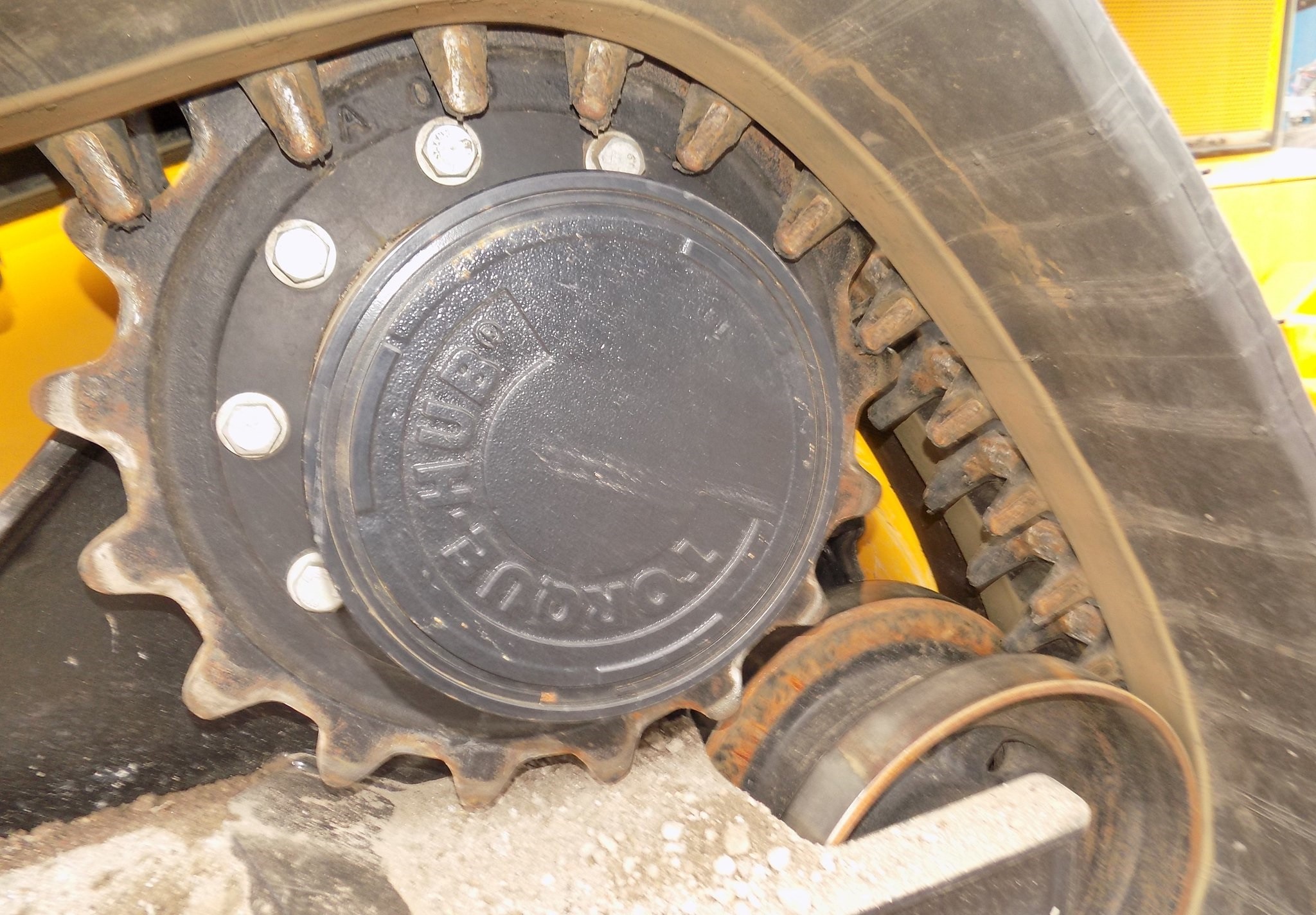 gallery 2019 John Deere 333G tracked skid steer loader1