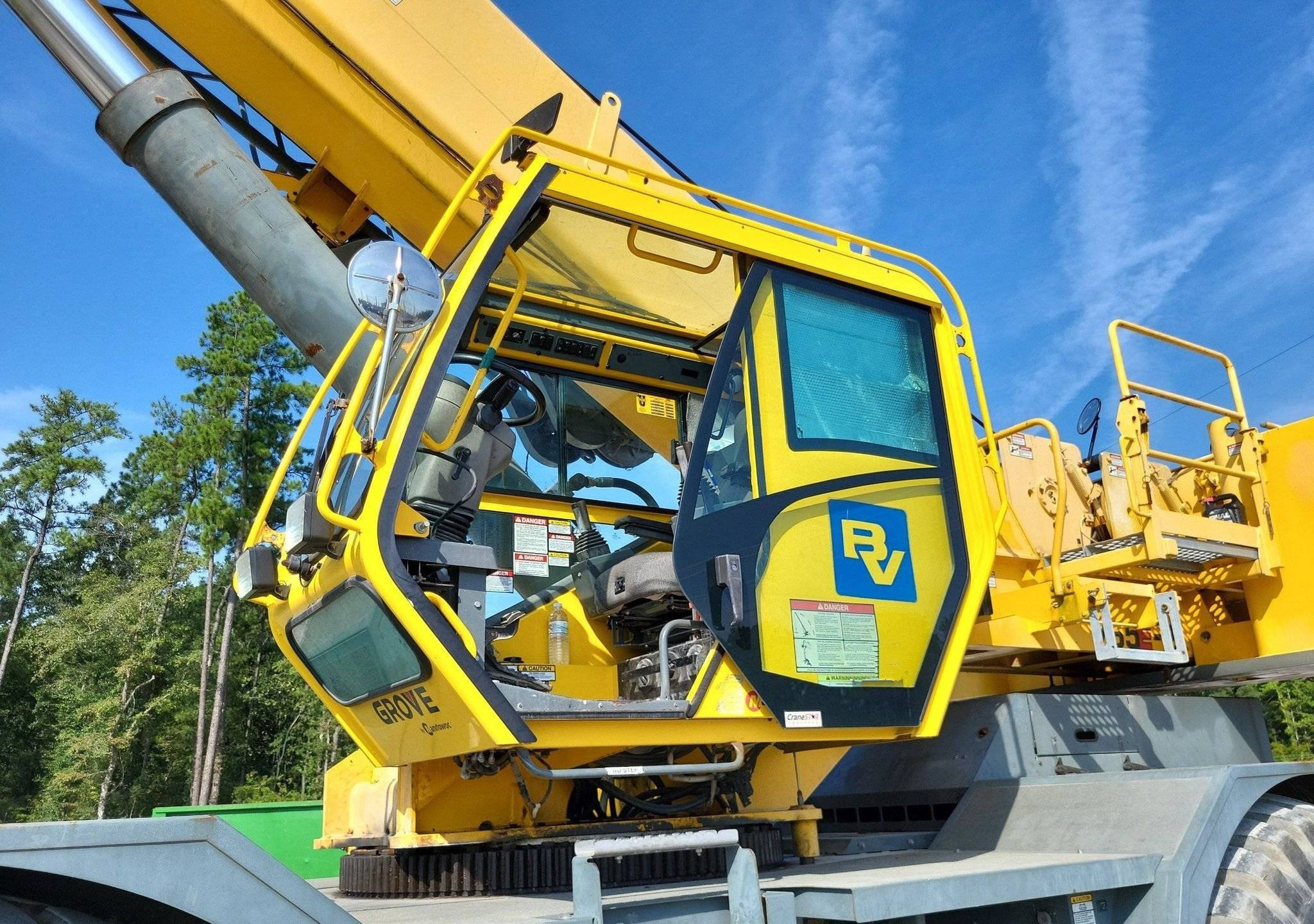 gallery 2012 Grove RT765E2 crane