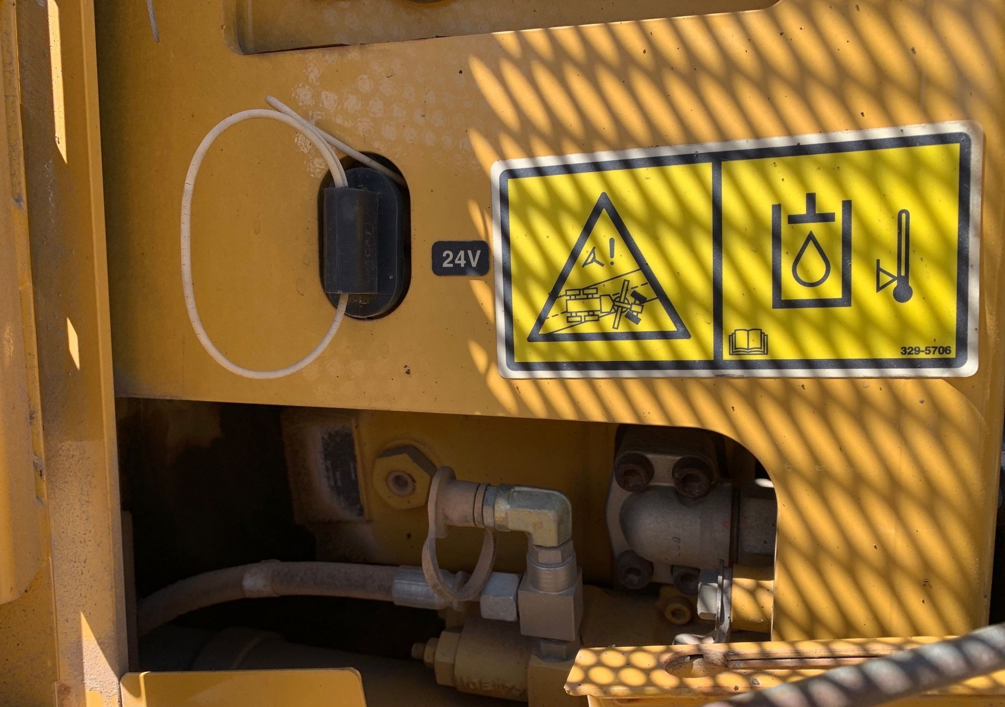 gallery 2008 Caterpillar 140M motor grader