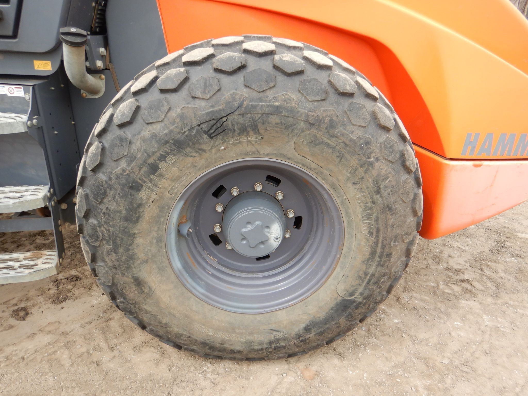 gallery 2016 Hamm H11I vibratory roller