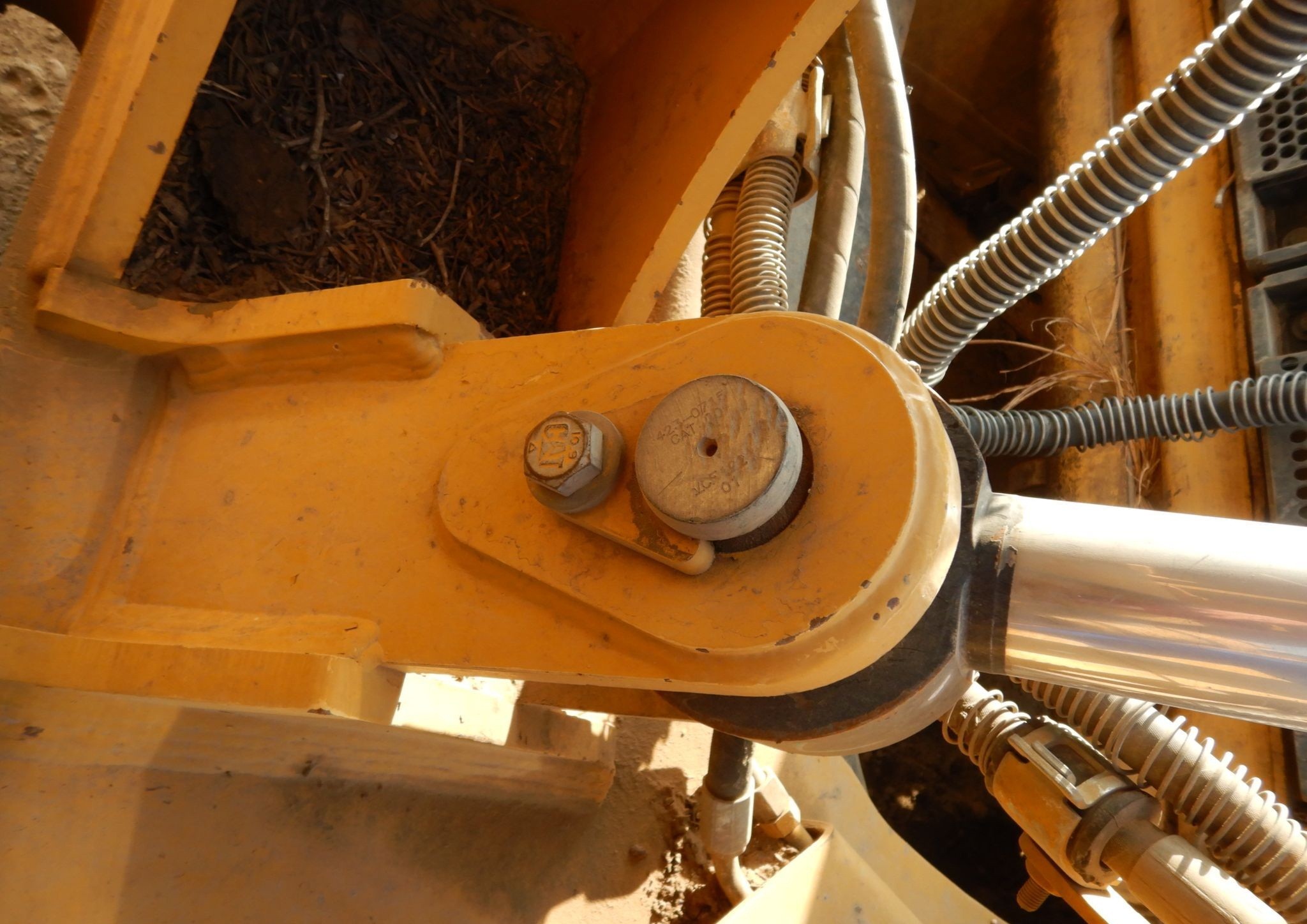gallery 2016 Caterpillar D6T XL dozer