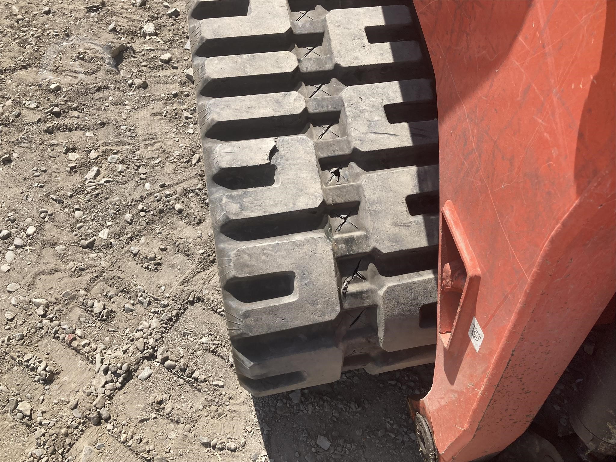 gallery 2019 KUBOTA SVL95-2S Skid Steer