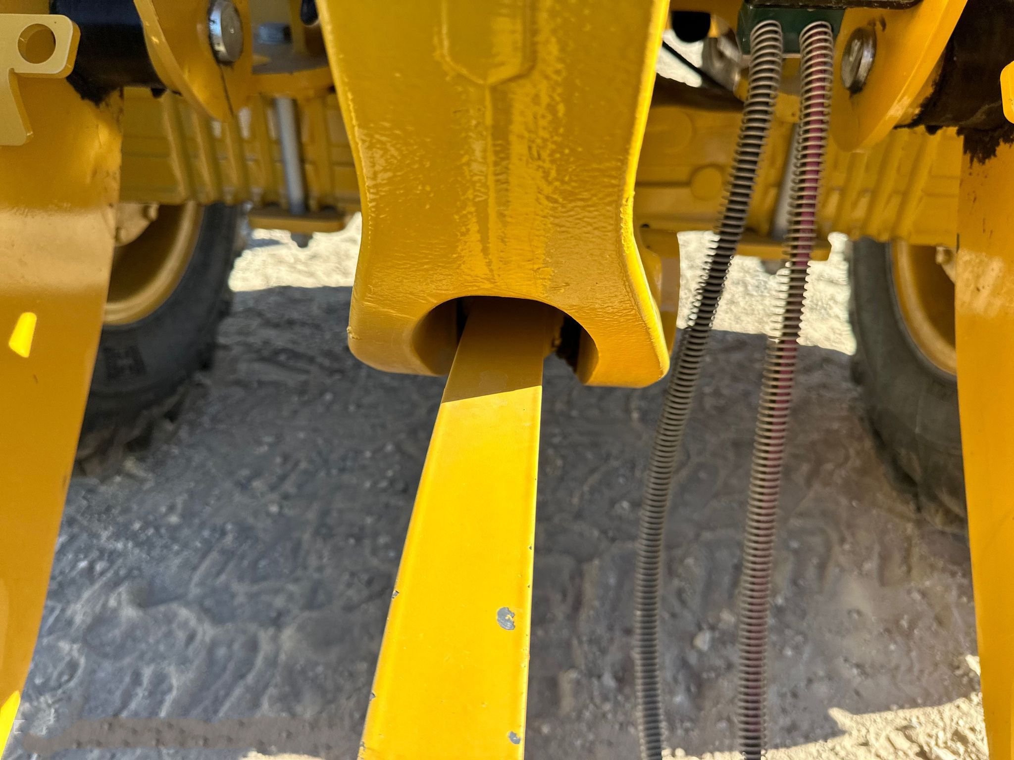 gallery 2023 Caterpillar 908 wheel loader