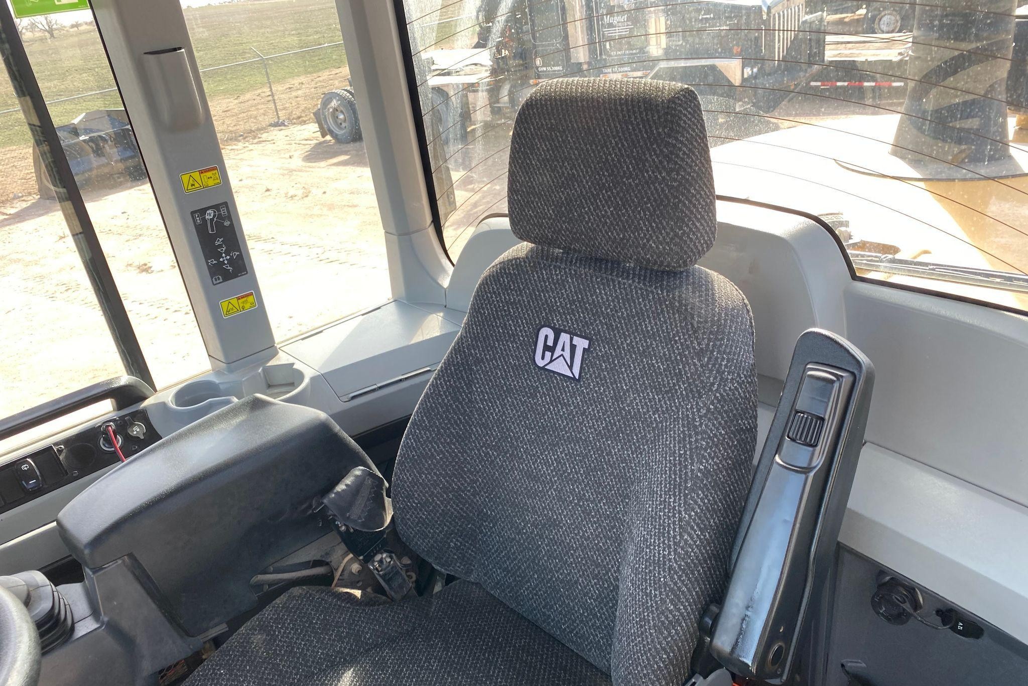 gallery 2017 Caterpillar 938M wheel loader