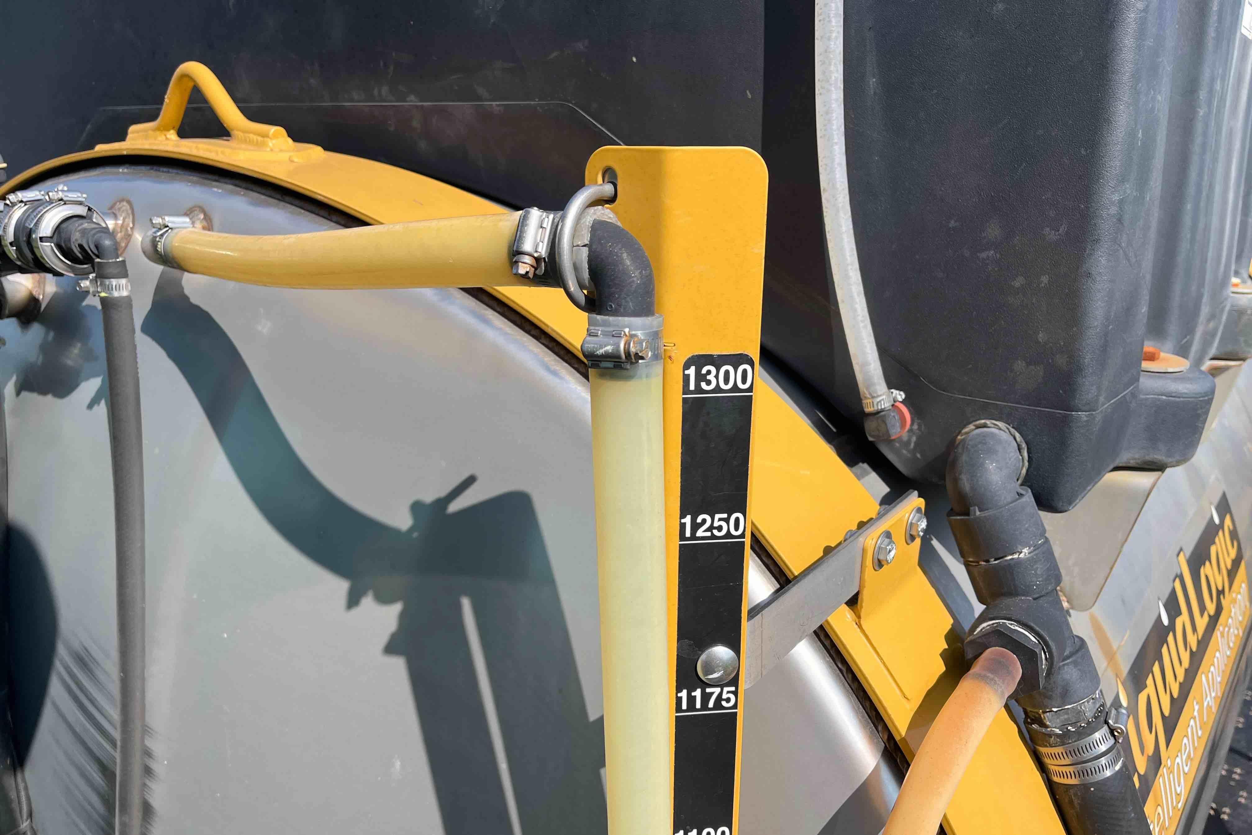 gallery 2019 RoGator RG1300C Self-Propelled Sprayer