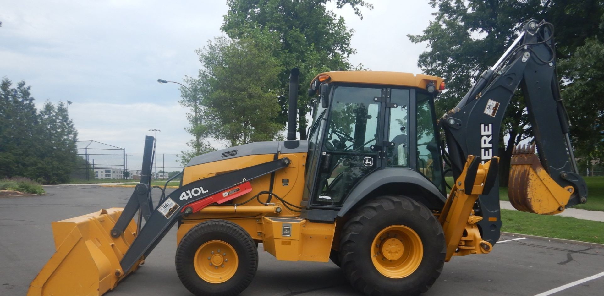 gallery 2015 John Deere 410L backhoe