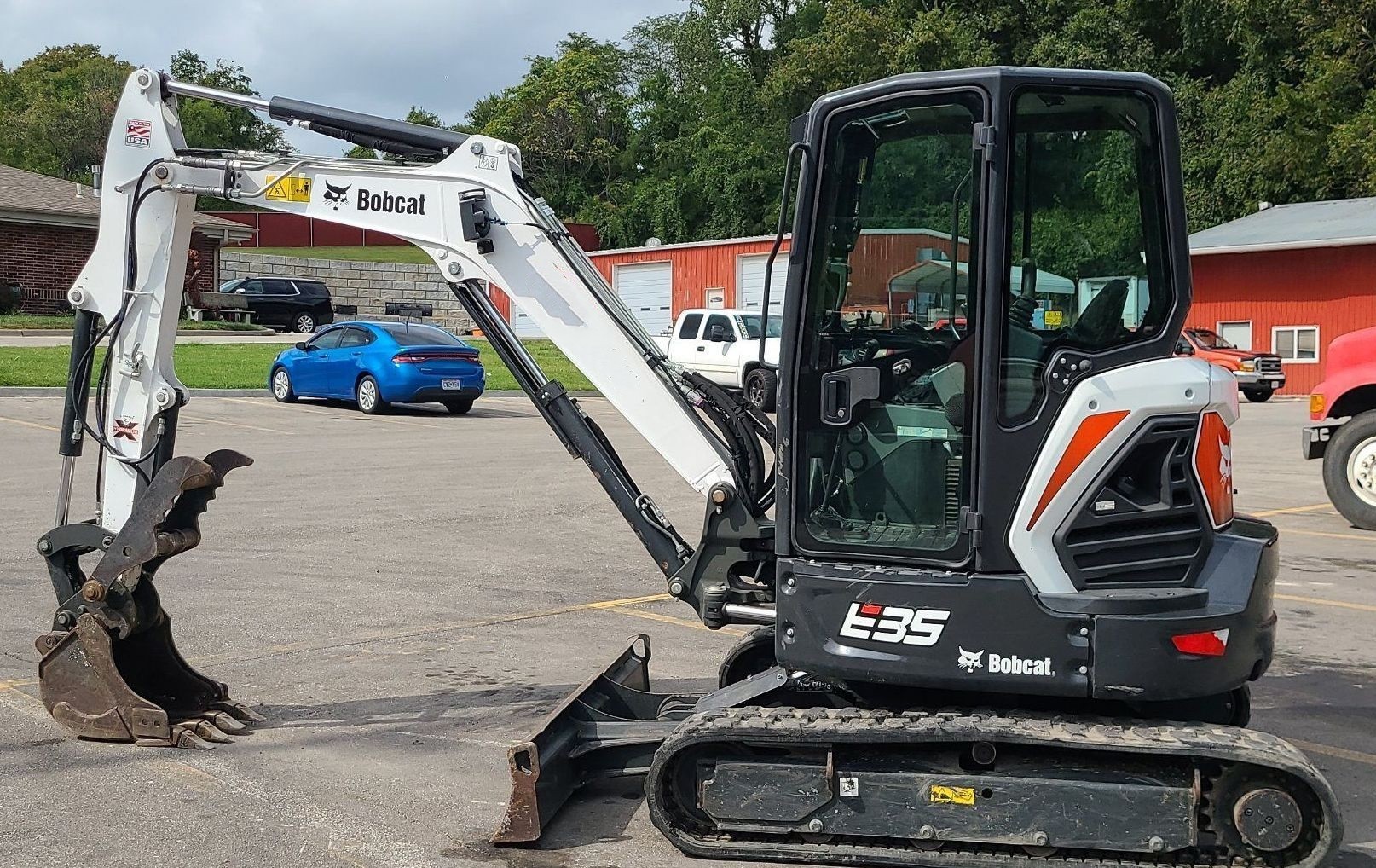 gallery 2020 Bobcat E35i mini excavator