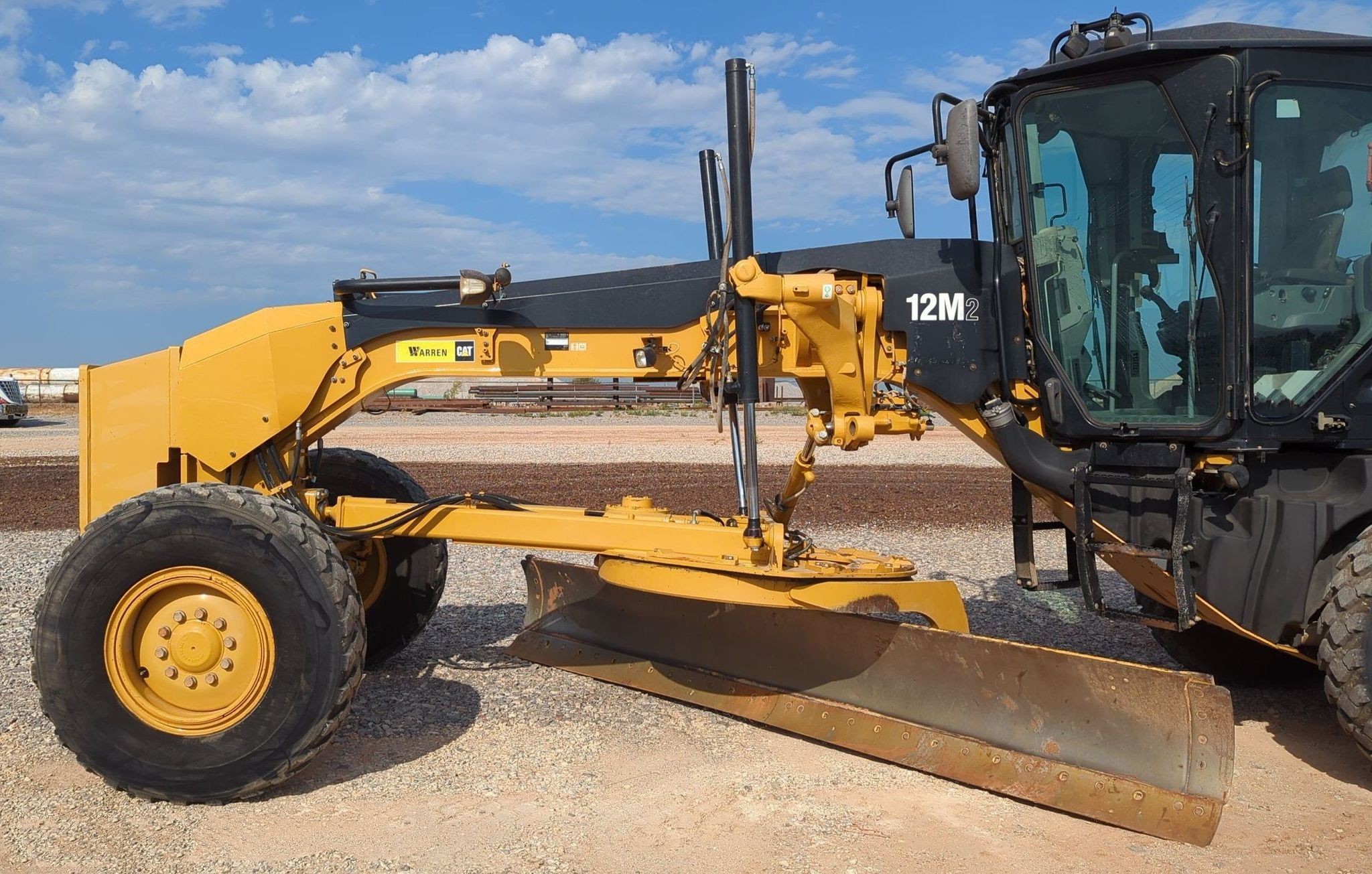 gallery 2013 Caterpillar 12M2 VHP Plus motor grader