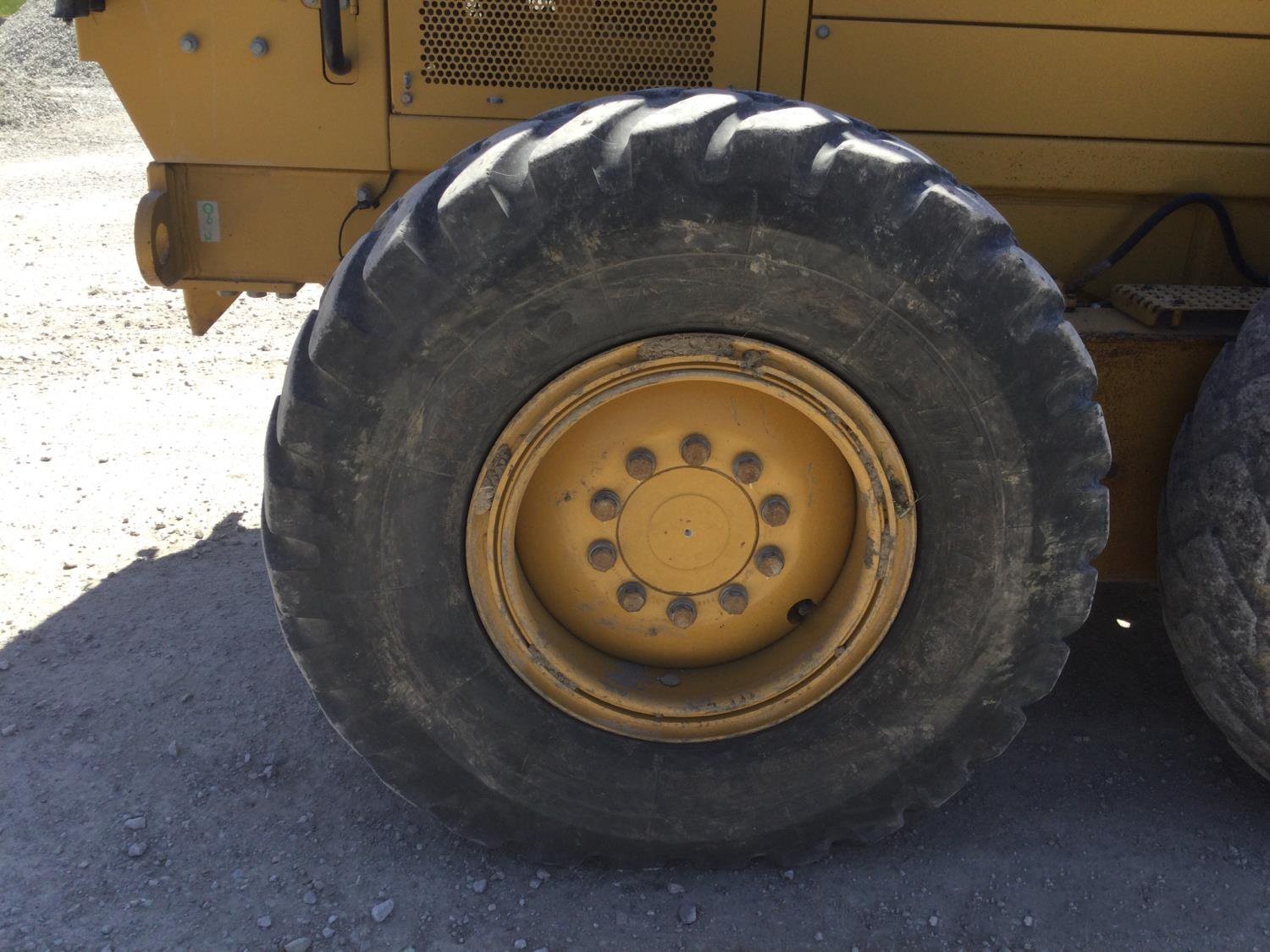 gallery 2011 Caterpillar 140M VHP Grader