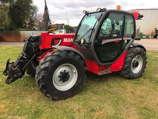 gallery 2011 MANITOU MLT 741-120