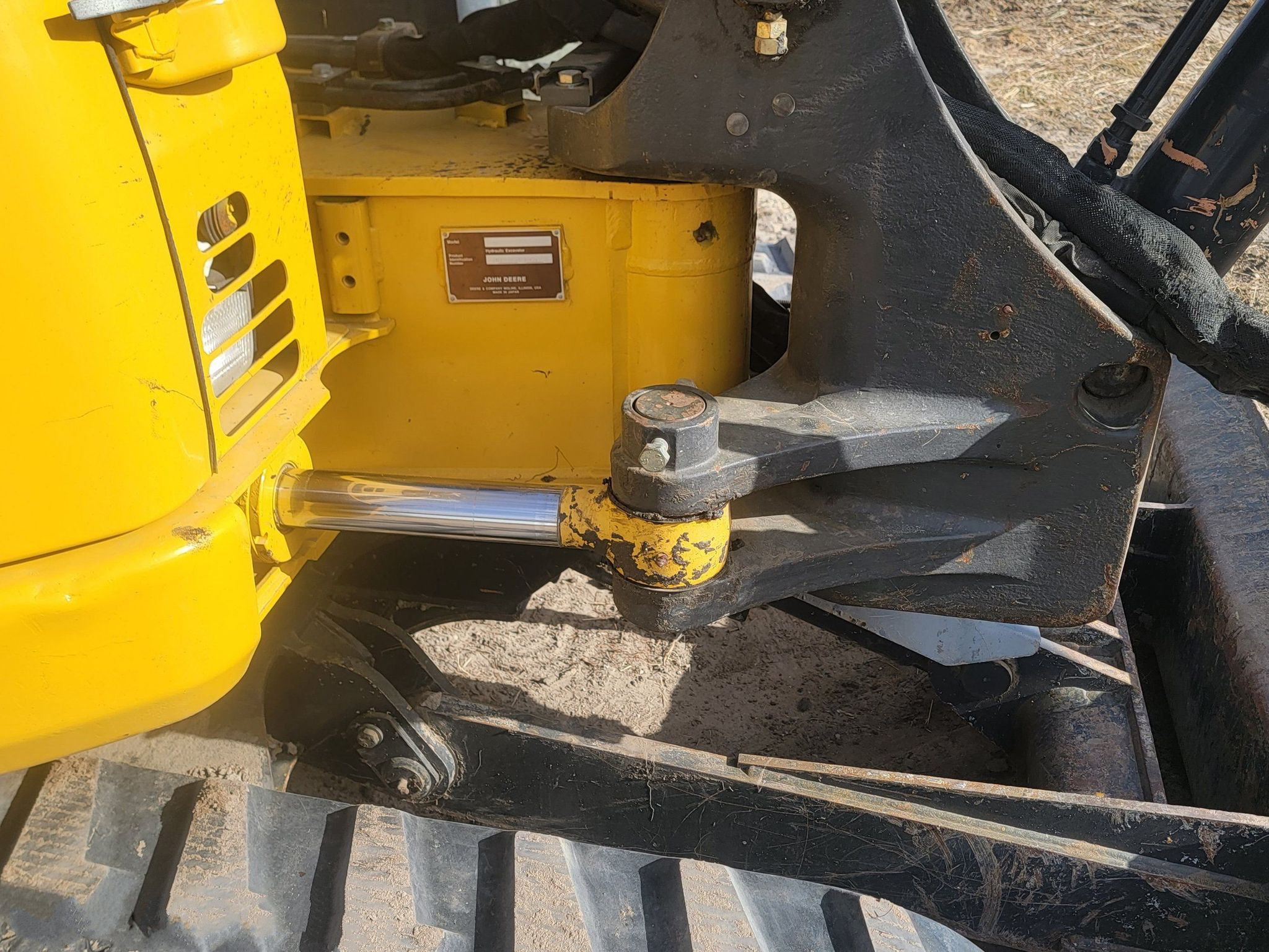 gallery 2014 John Deere 85G mini excavator