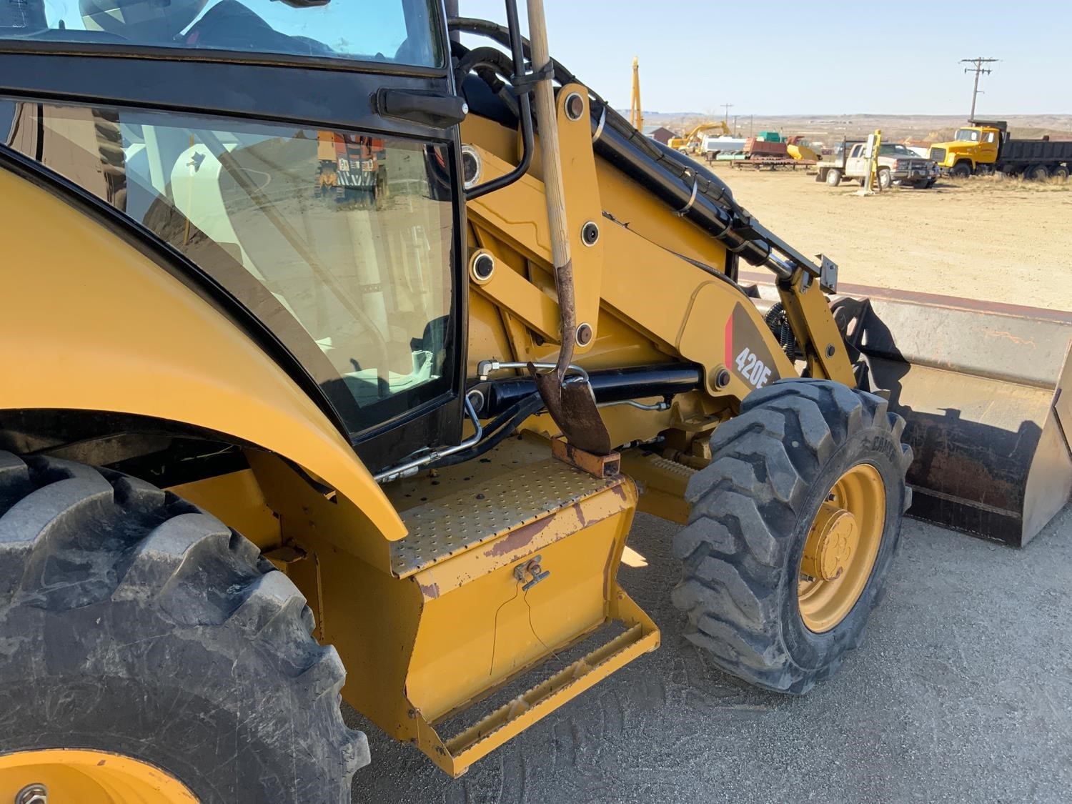 gallery 2011 Caterpillar 420E IT 4x4 Loader Backhoe