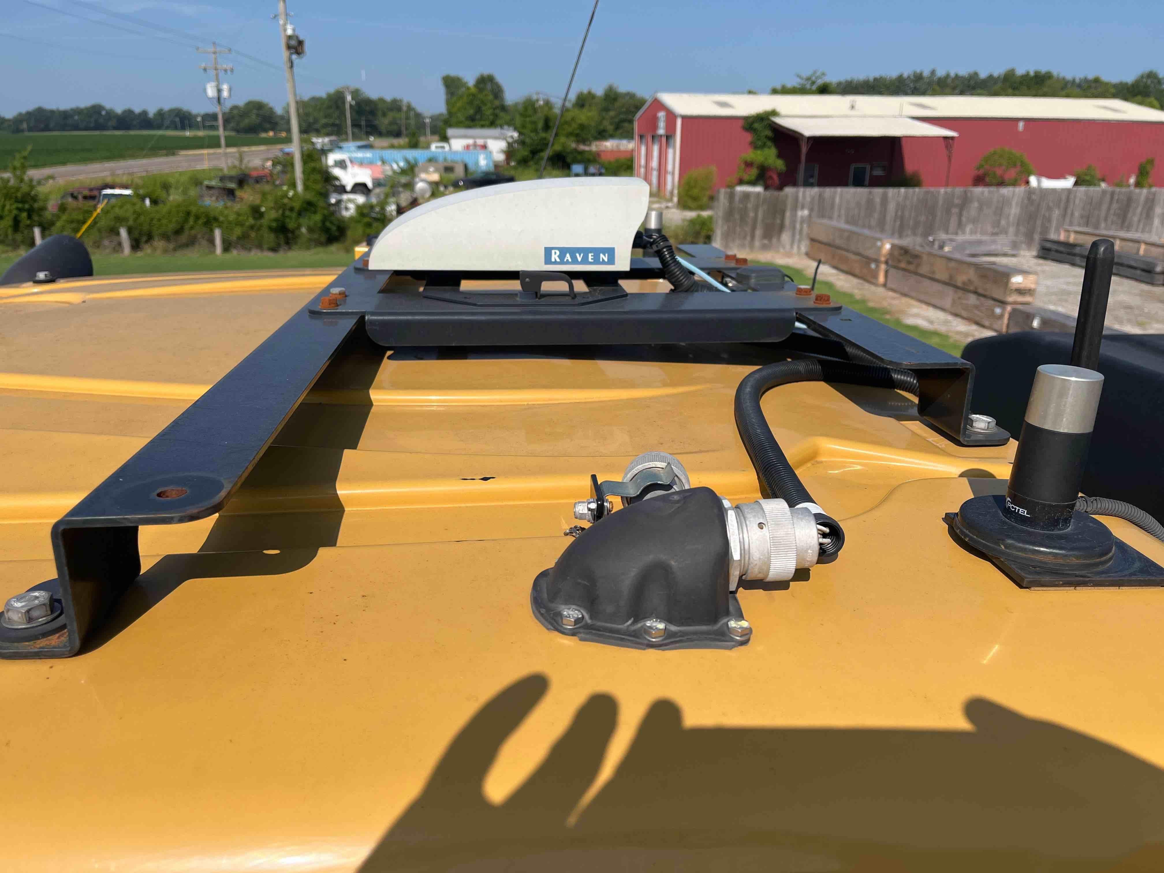 gallery 2019 RoGator RG1300C Self-Propelled Sprayer