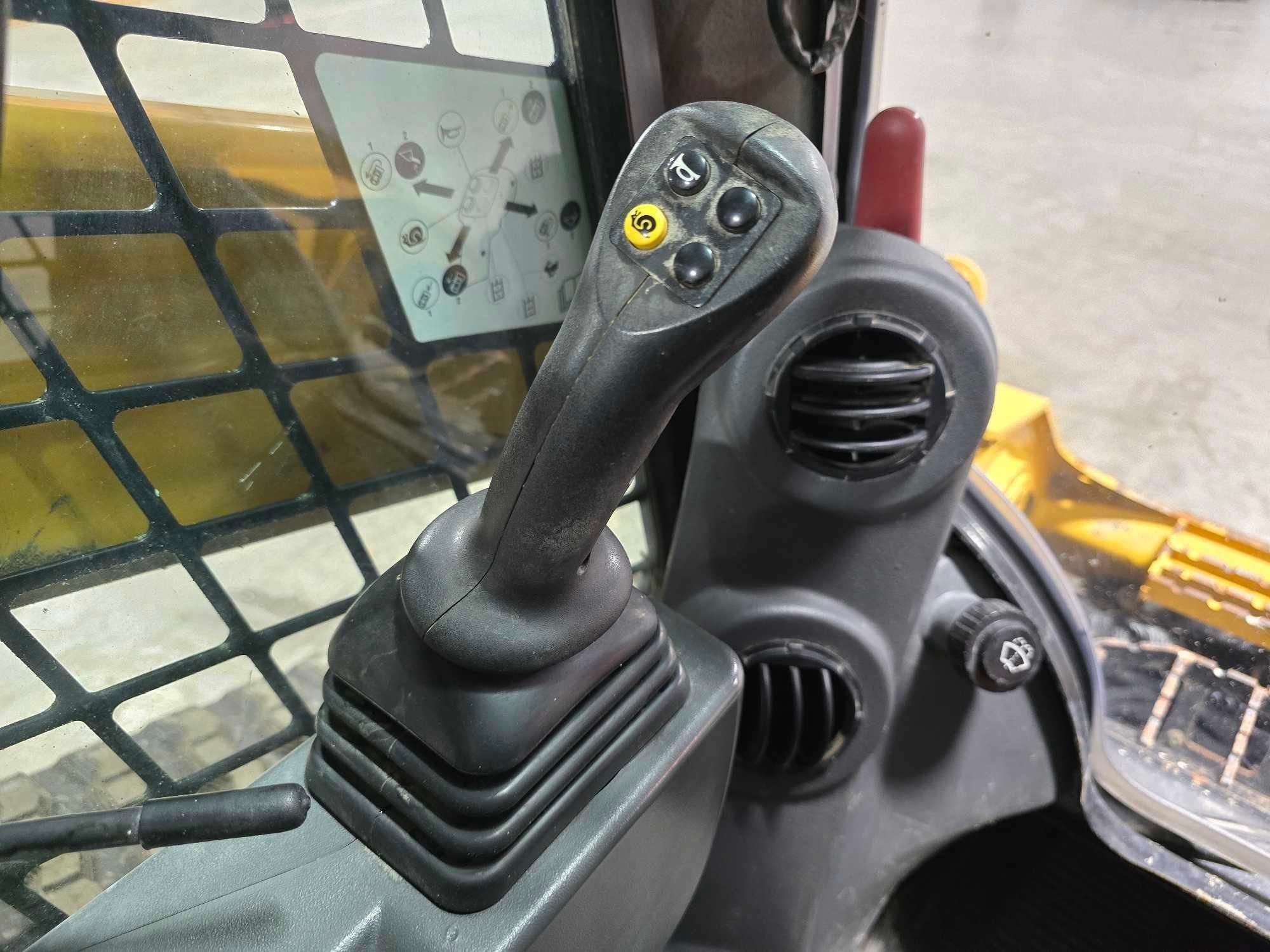 gallery 2020 Caterpillar 289D3 skid steer
