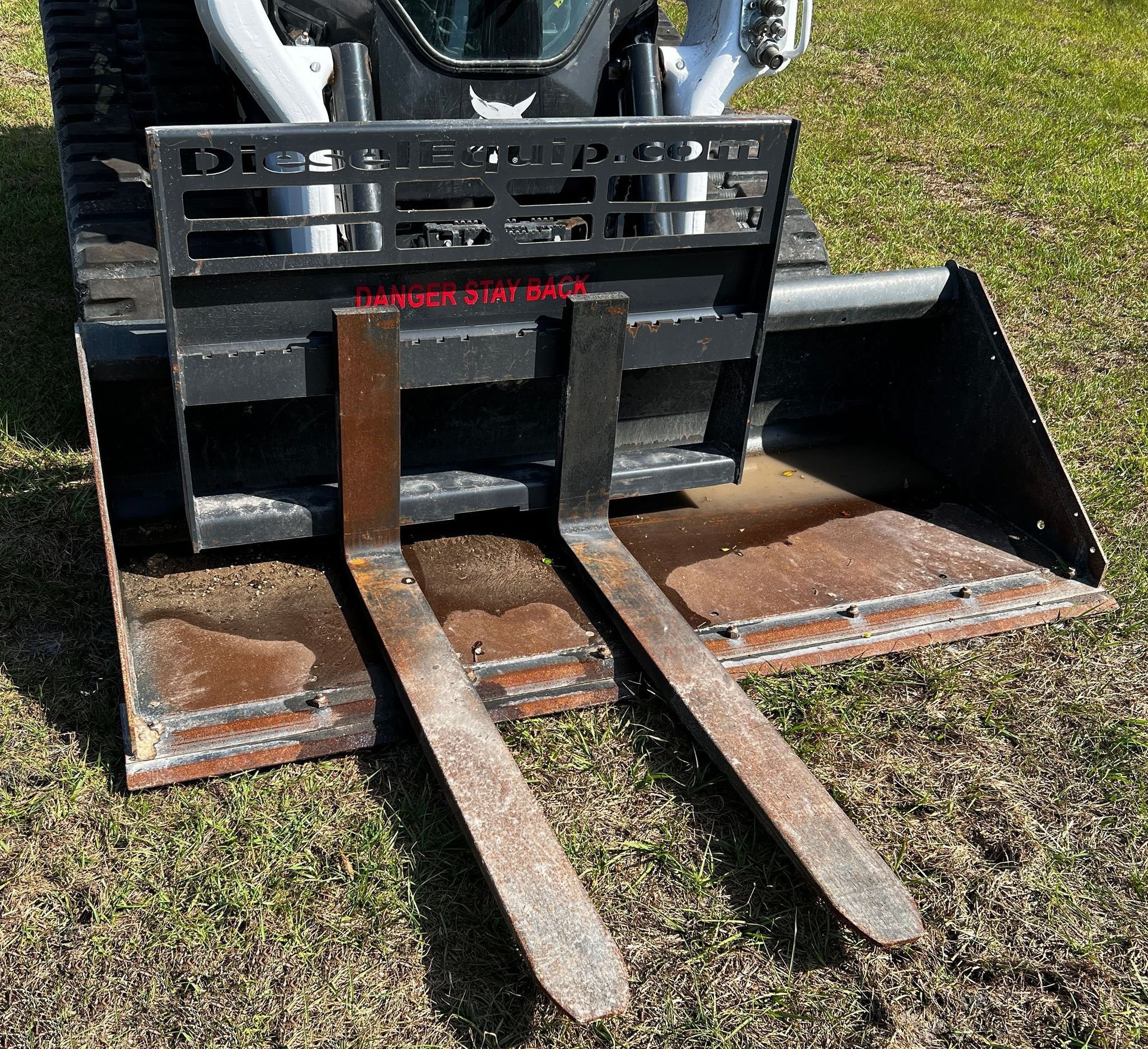 gallery 2022 Bobcat T76 tracked skid steer loader