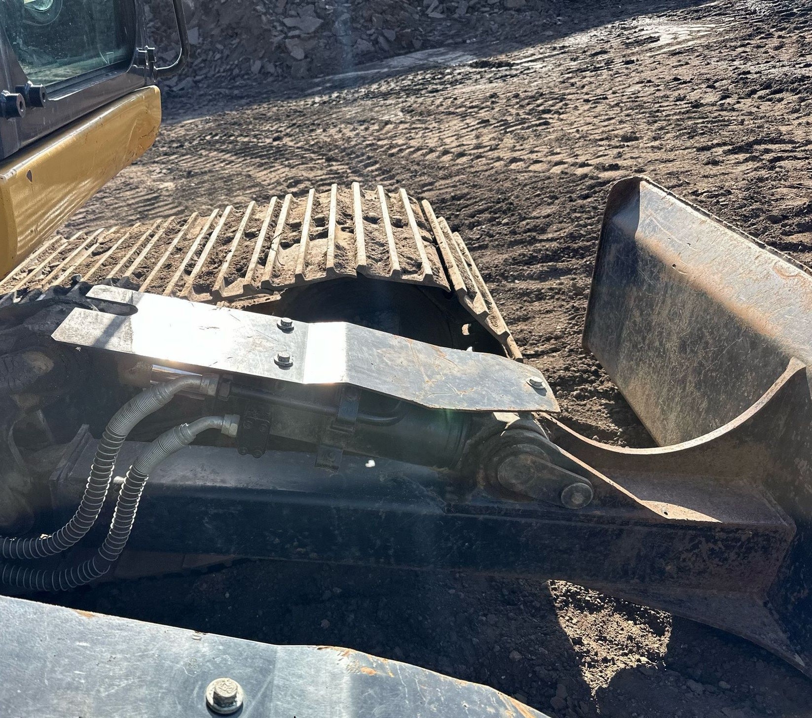 gallery 2015 Caterpillar 311FL RR excavator