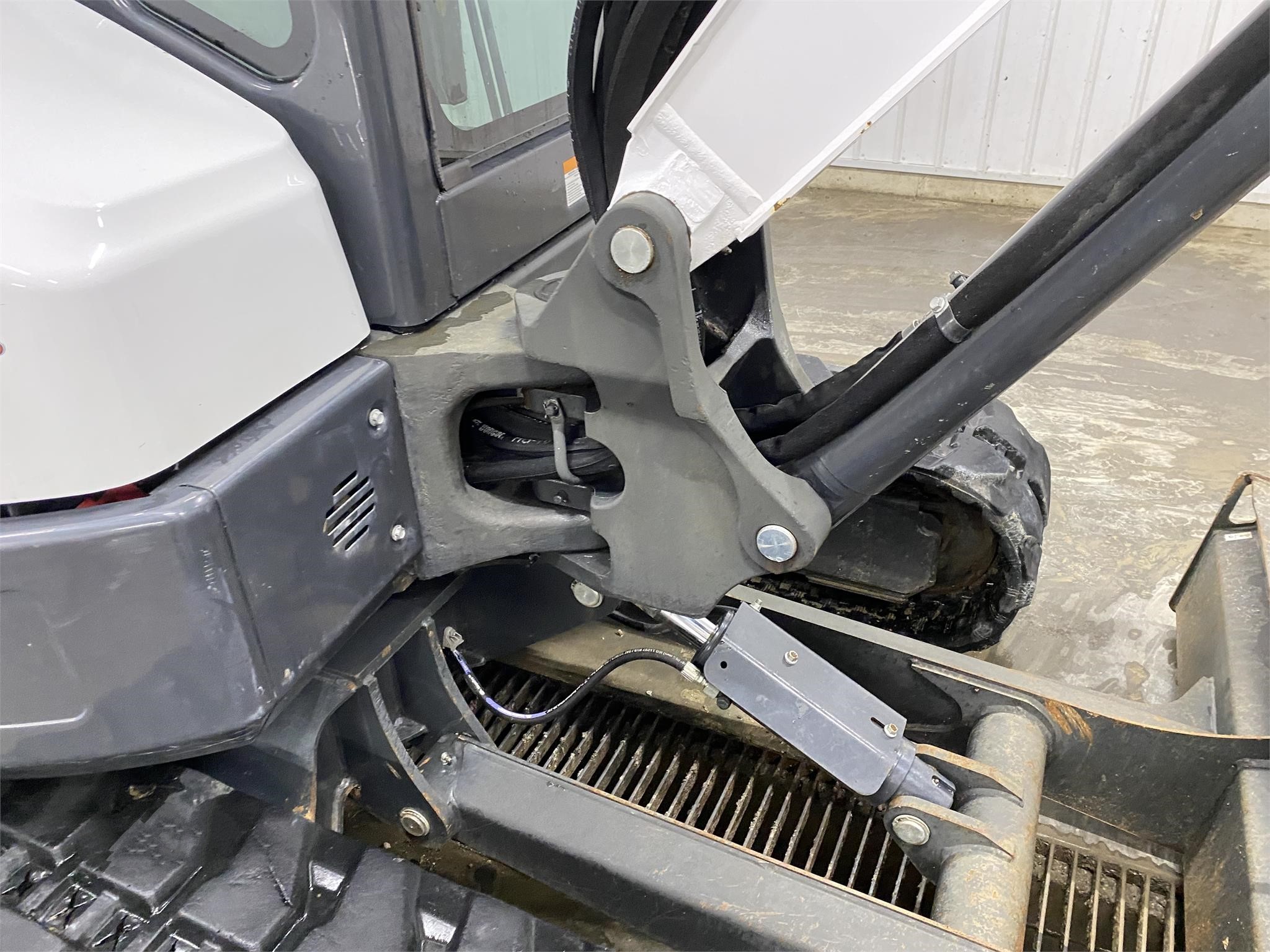 gallery 2018 BOBCAT E55 Mini Excavator