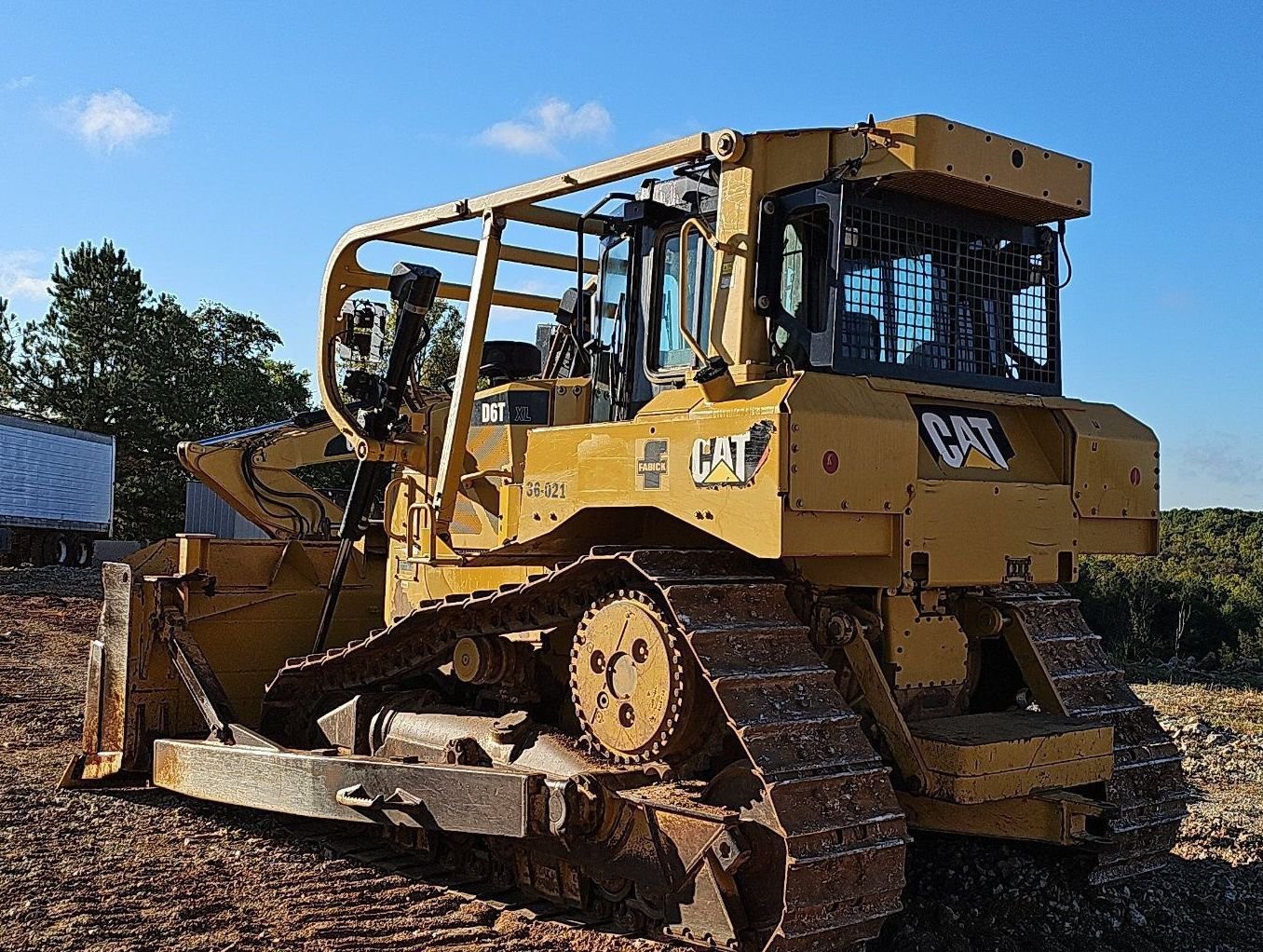 gallery 2014 Caterpillar D6T XL dozer