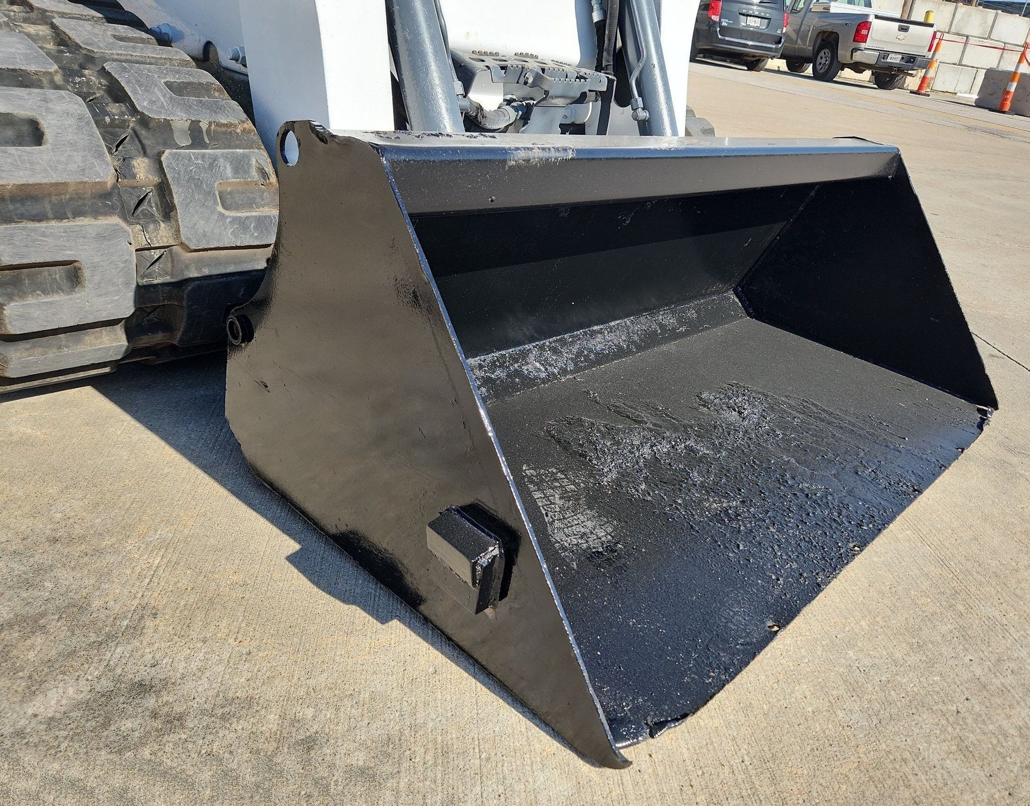 gallery 2018 Bobcat T770 tracked skid steer loader