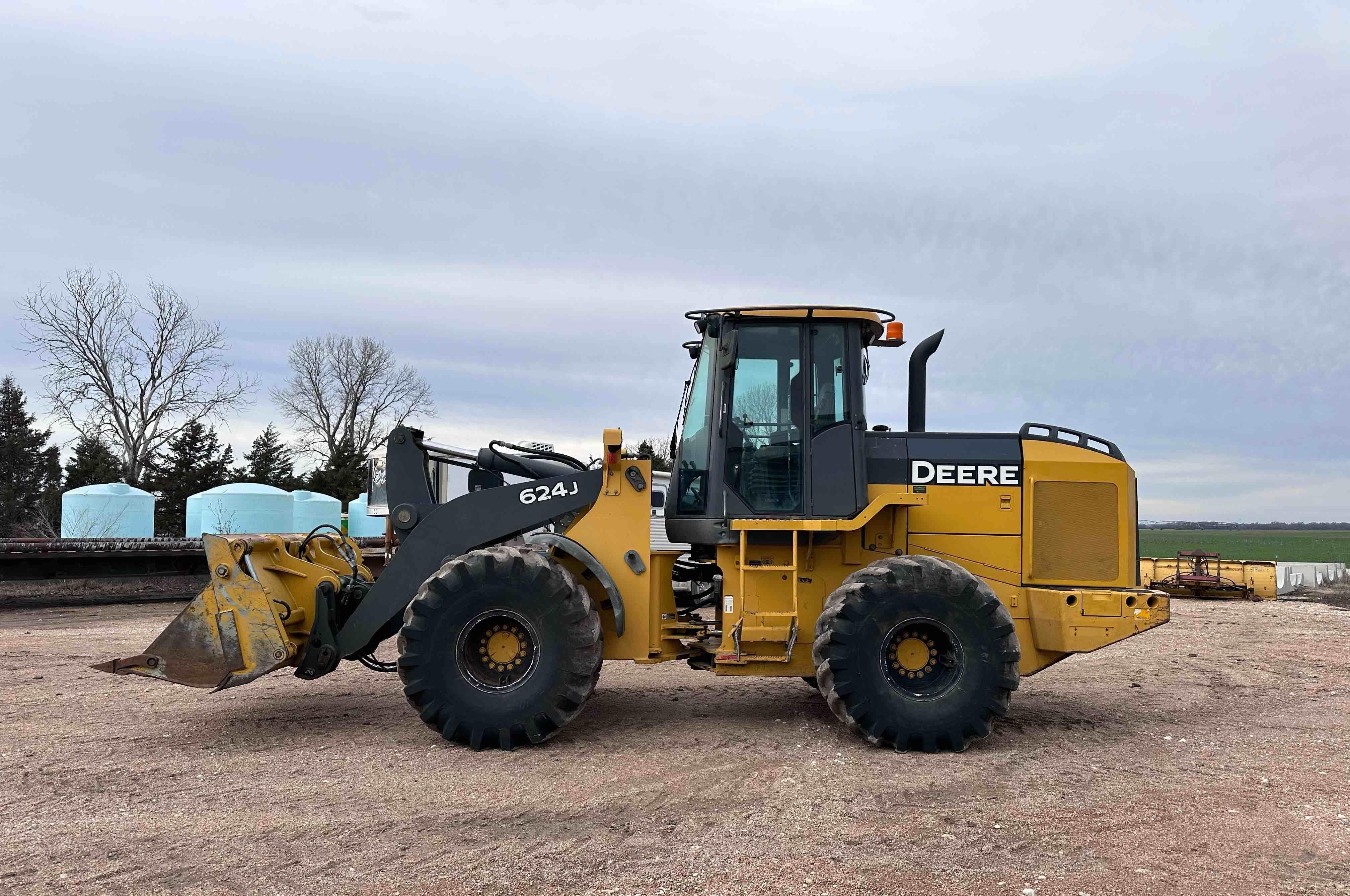 gallery 2004 John Deere 624J Wheel Loader W4-IN-1 Bucket