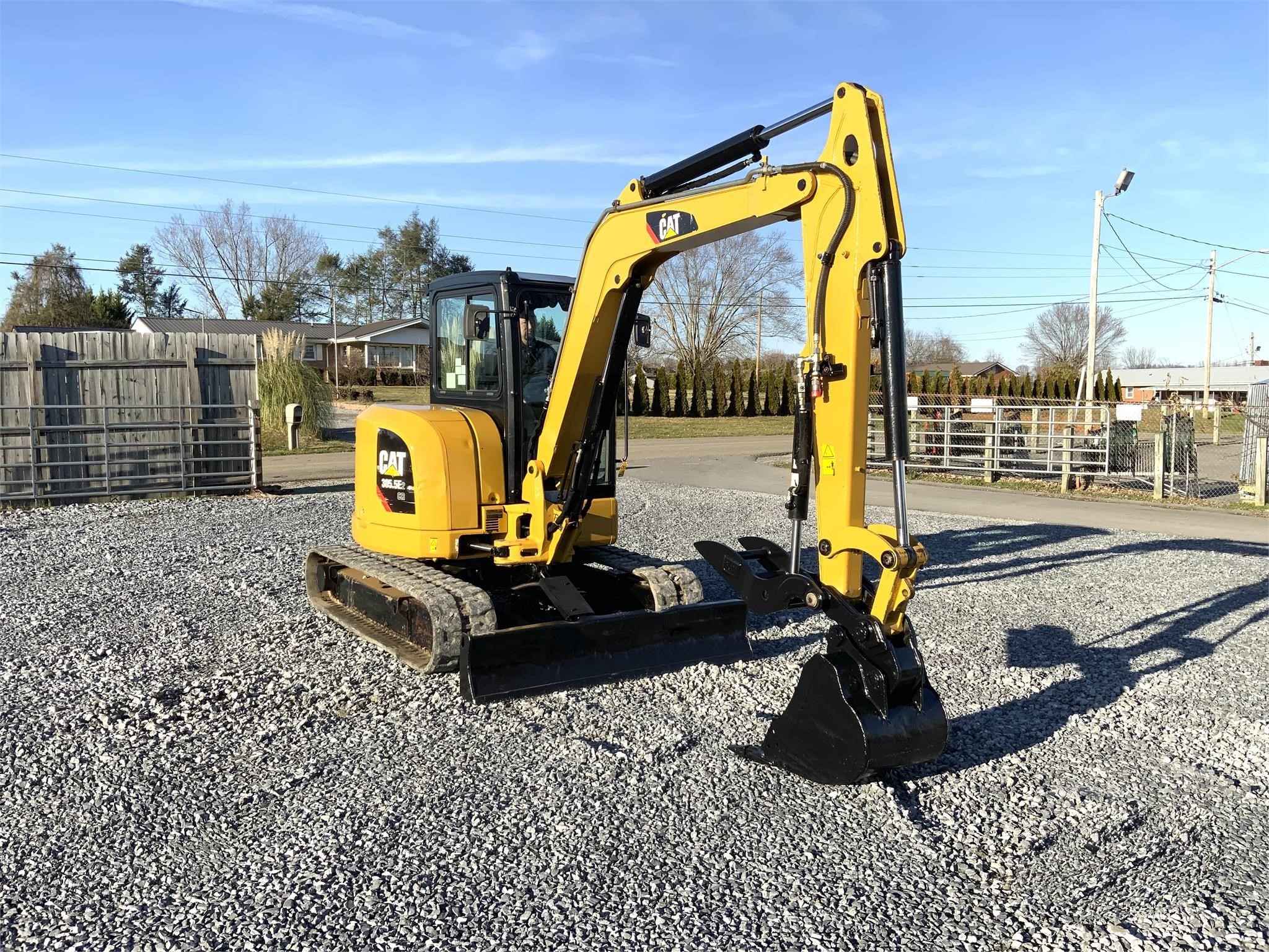gallery 2017 CATERPILLAR 305.5E2 CR