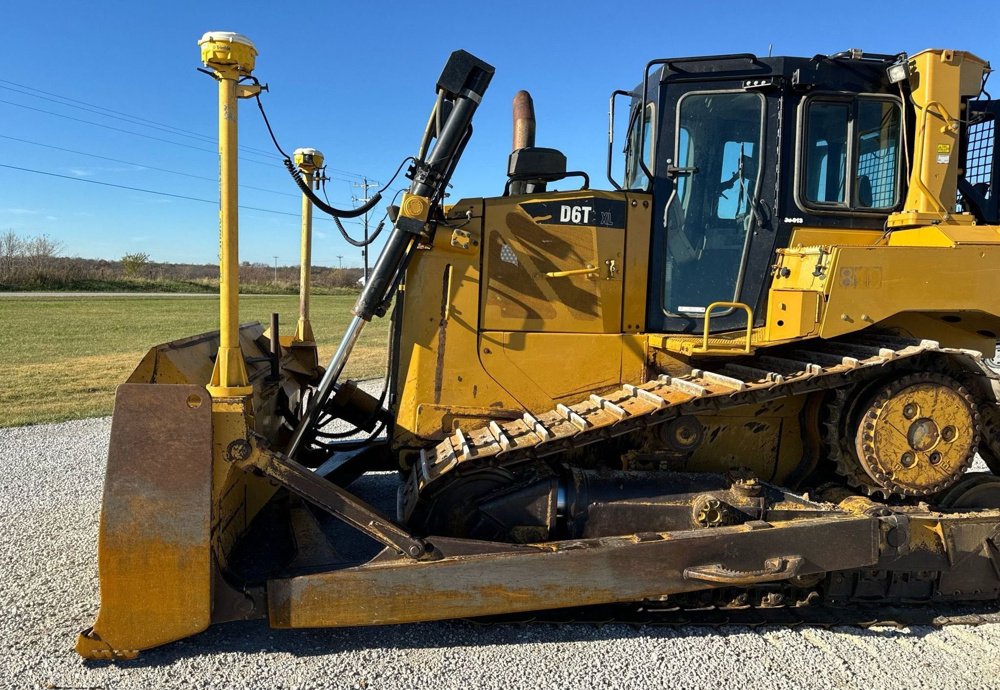 gallery 2011 Caterpillar D6T XL dozer