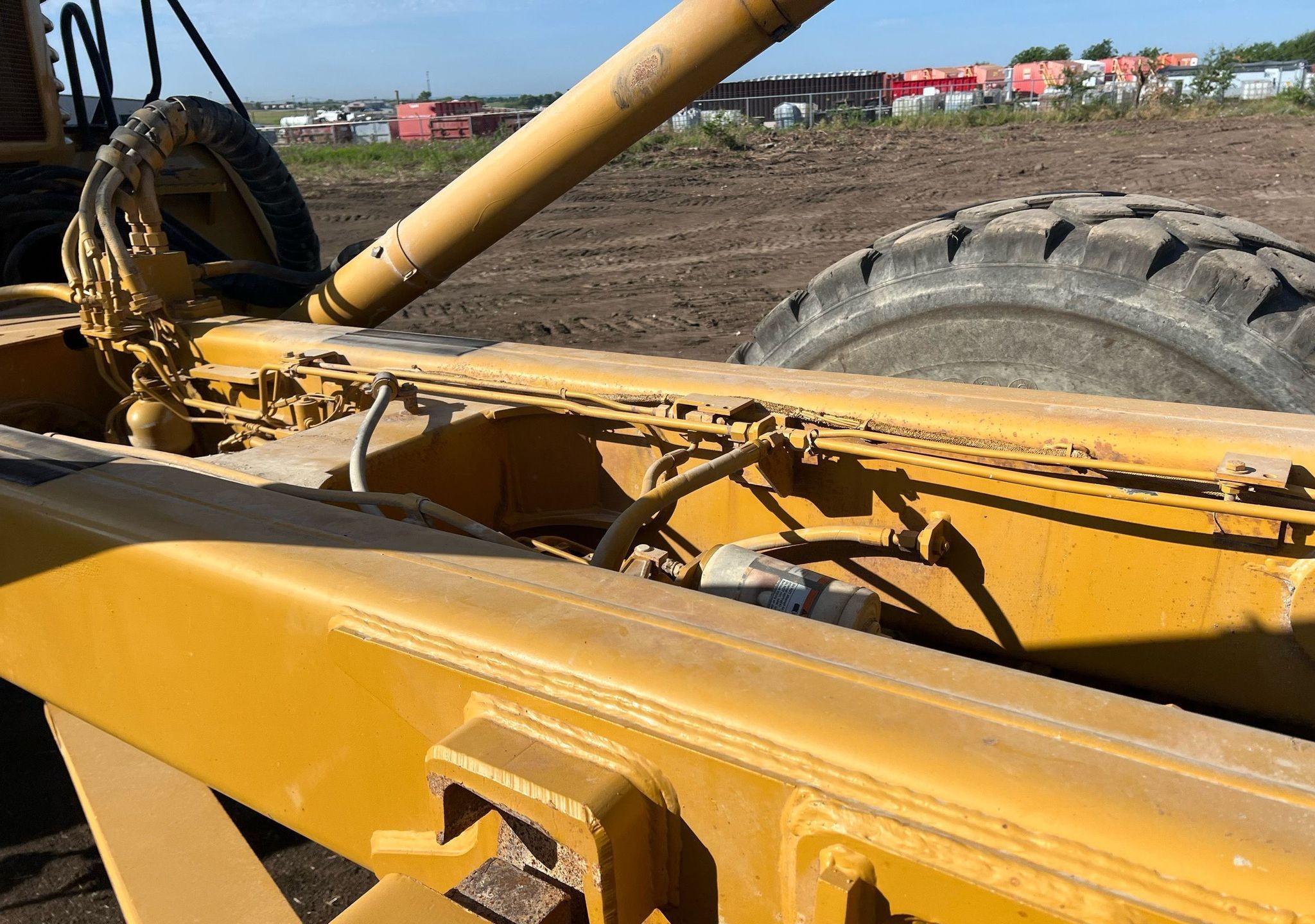 gallery 2002 Caterpillar 730 haul truck