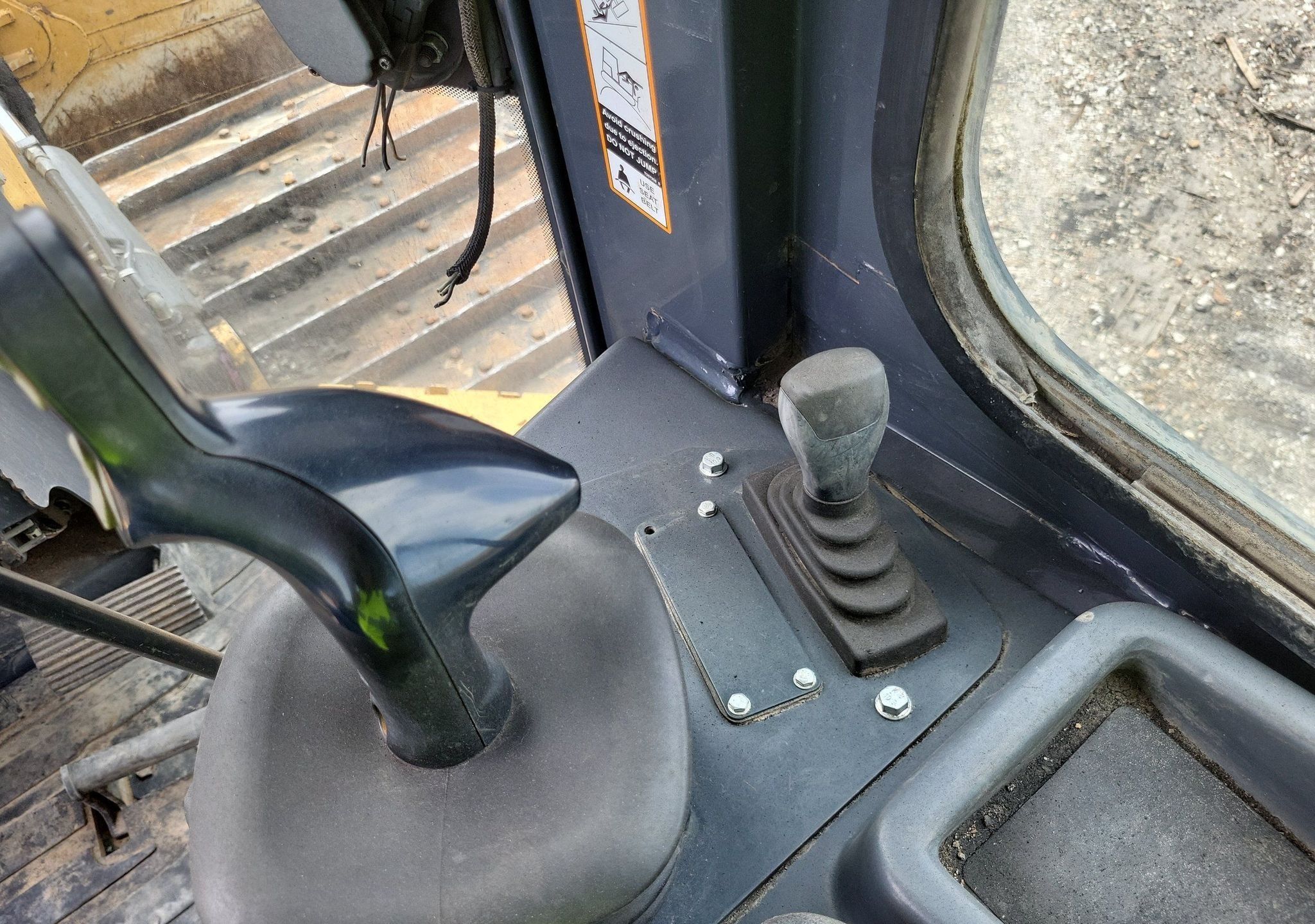 gallery 2015 John Deere 700K LGP dozer