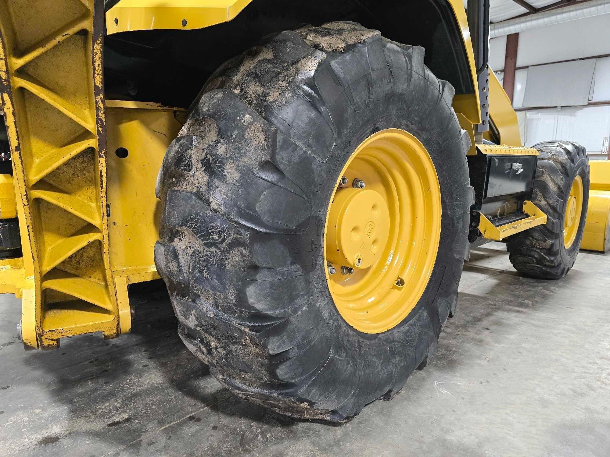 gallery 2017 Caterpillar 420F2  Backhoe
