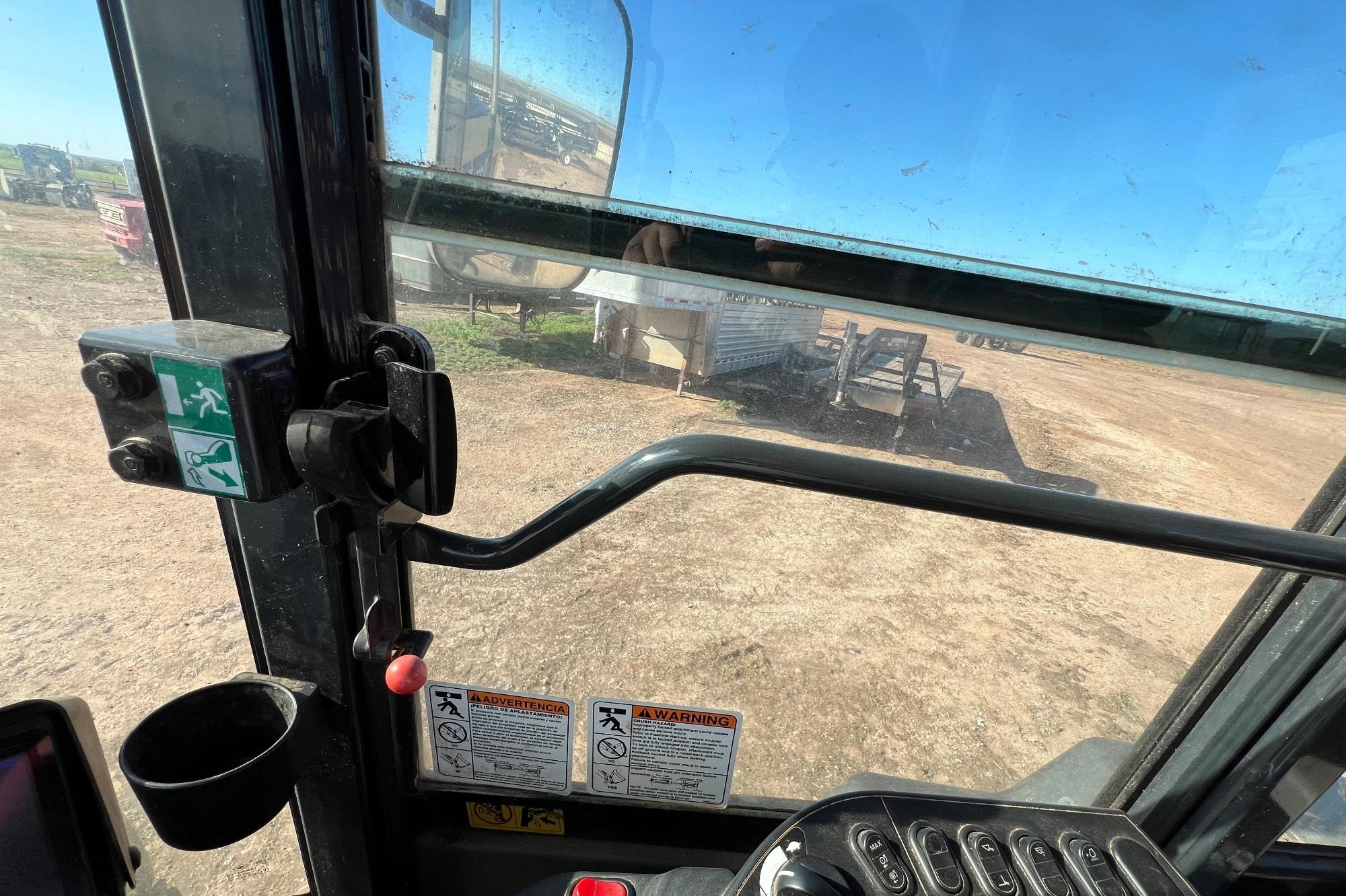 gallery 2016 Komatsu WA270-8 Wheel Loader WAttachments