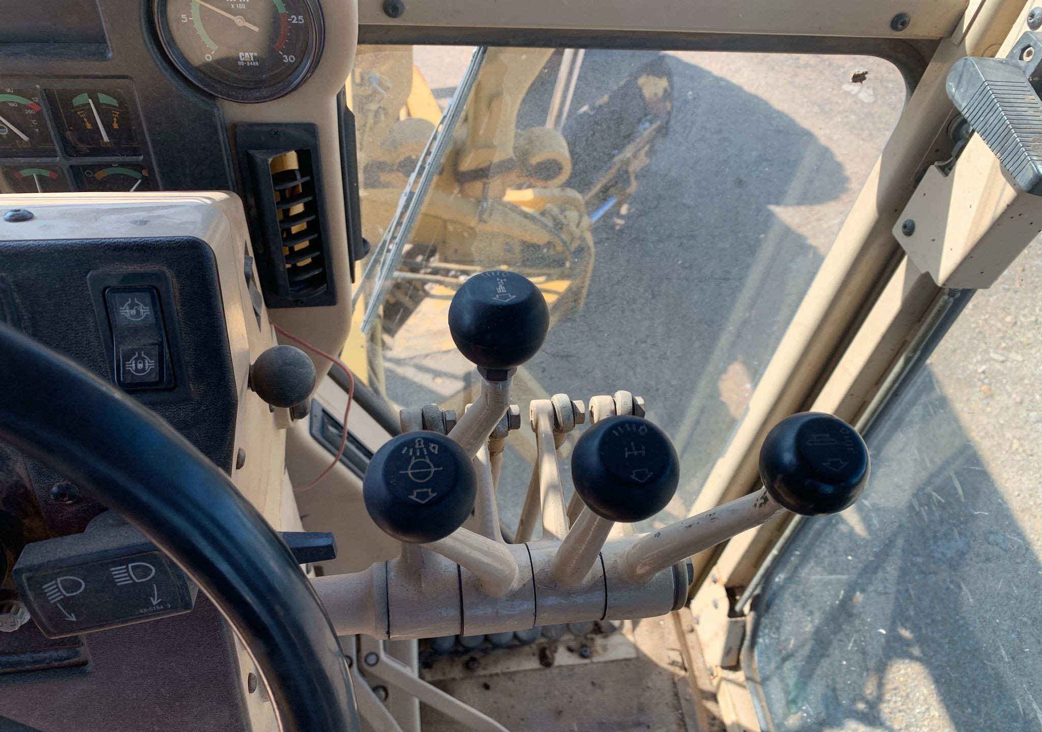 gallery 2001 Caterpillar 140H motor grader