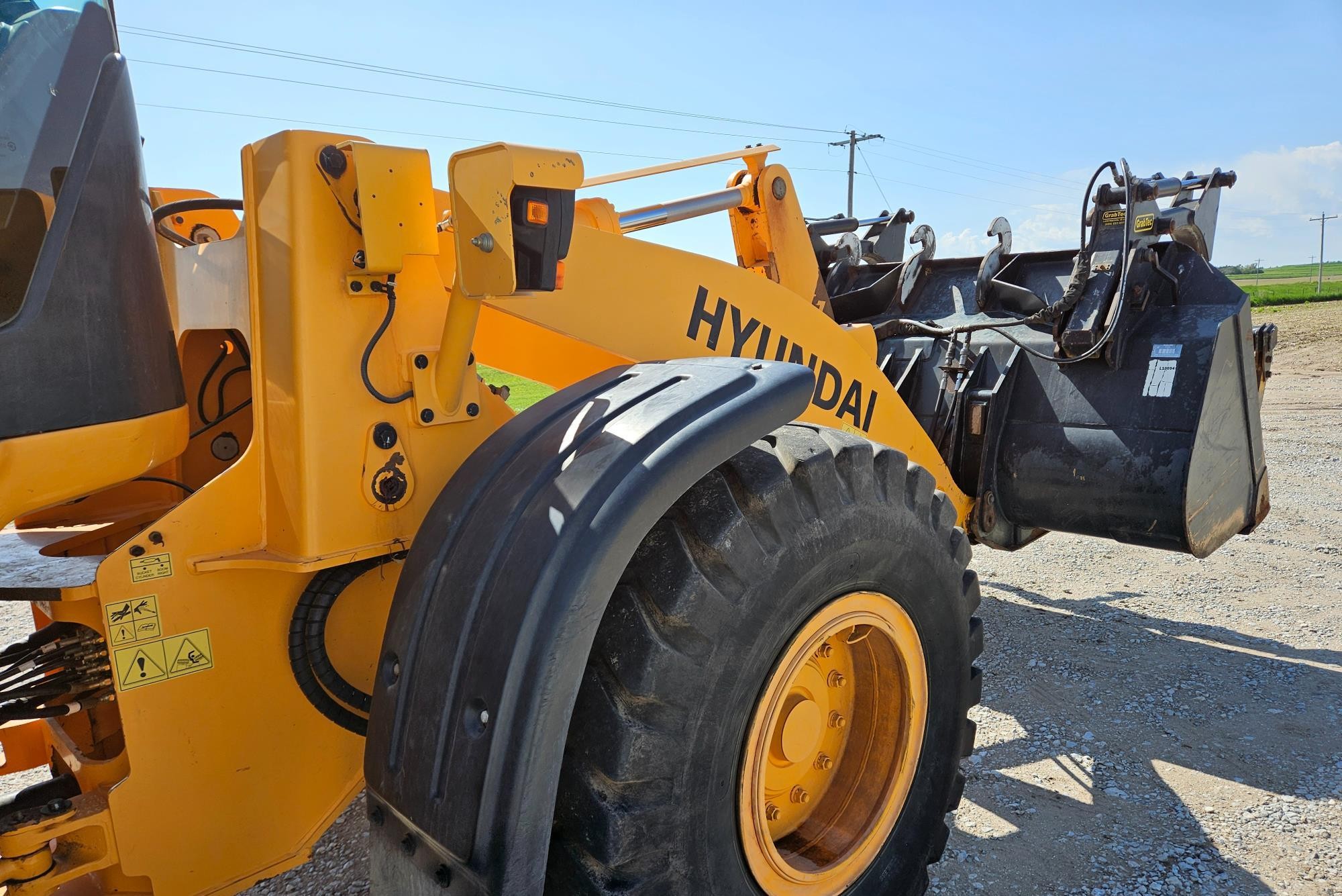 gallery 2015 Hyundai HL740XTD-9A Wheel Loader