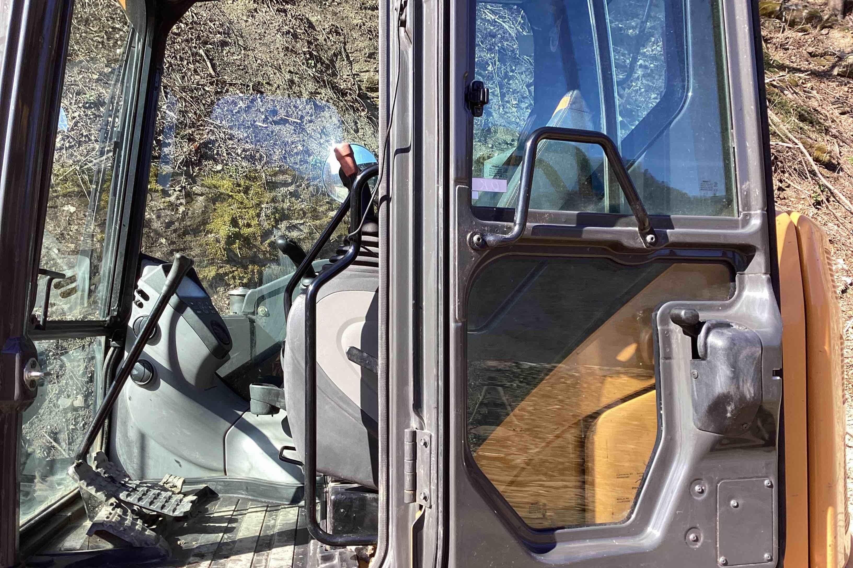 gallery 2021 Case CX80C Track Excavator