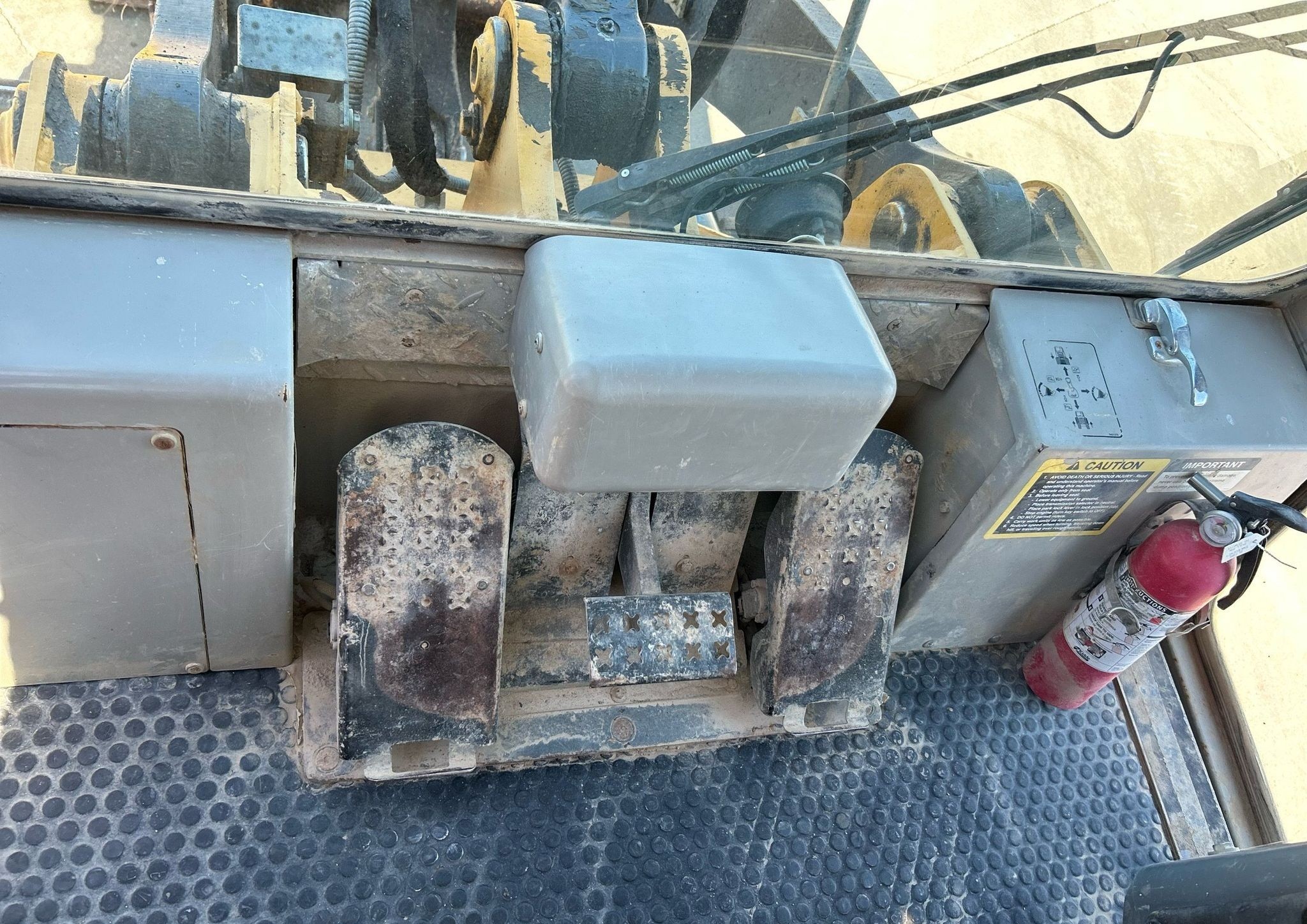 gallery 2012 John Deere 605C track loader