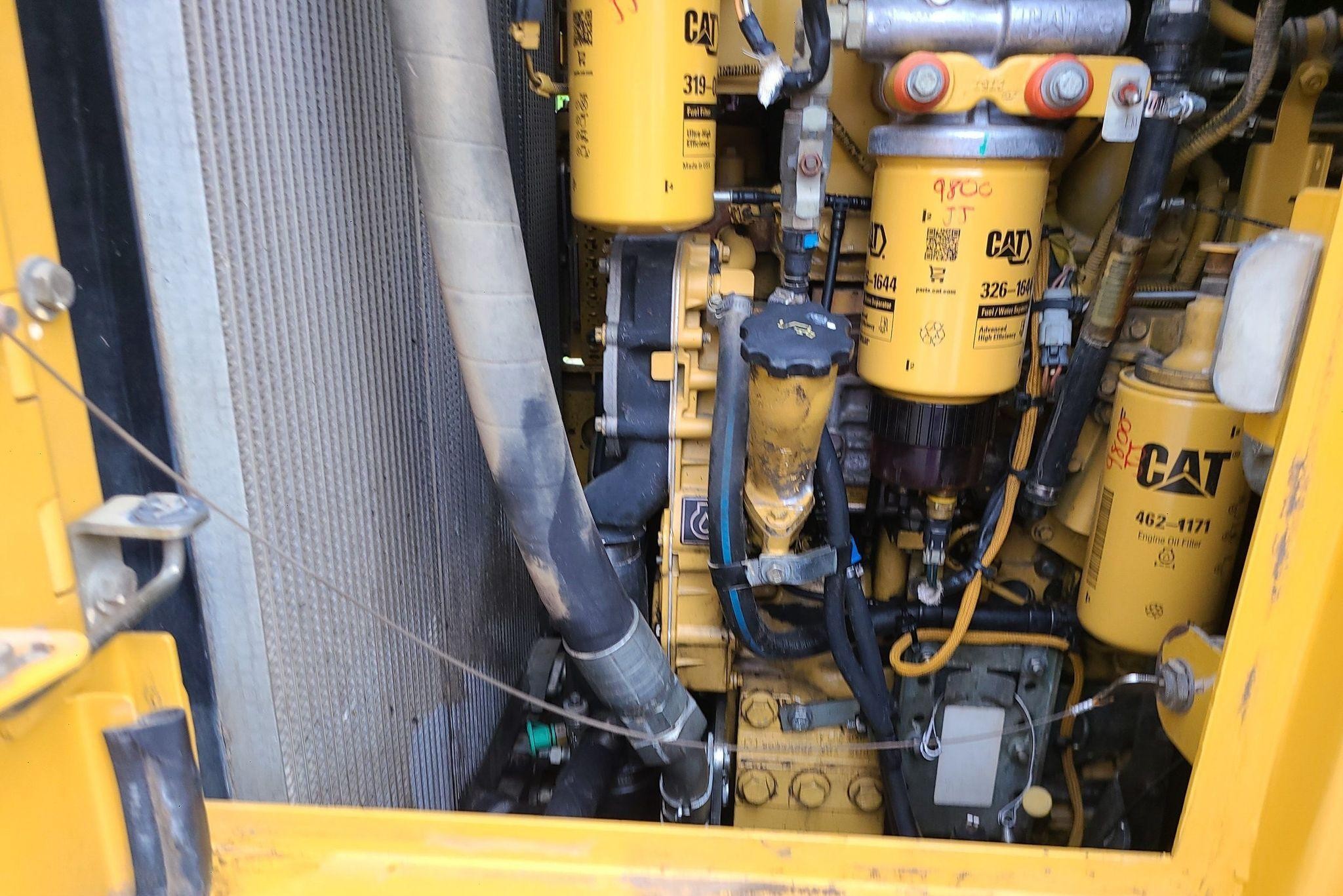 gallery 2008 Caterpillar 963D track loader