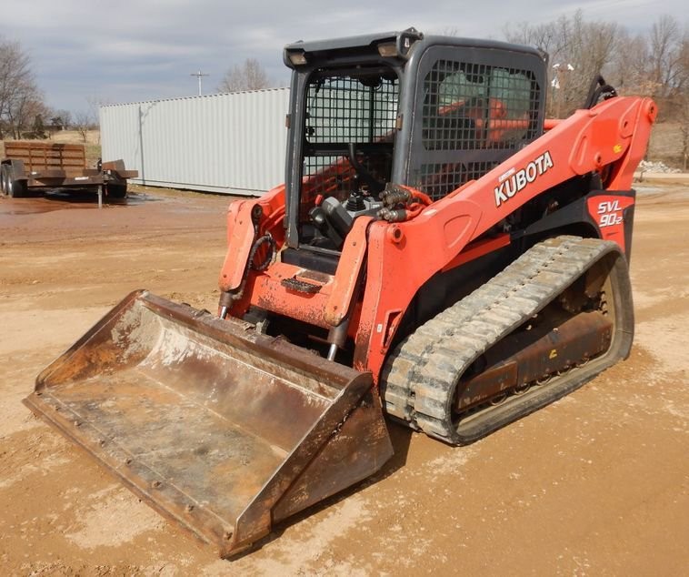 gallery 2014 Kubota SVL90-2 tracked skid steer loader