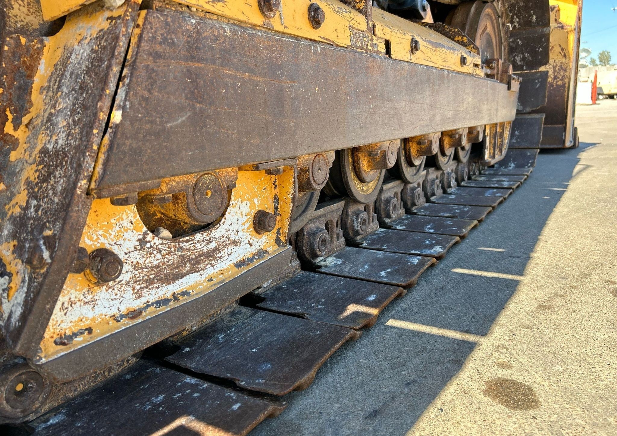 gallery 2012 John Deere 605C track loader